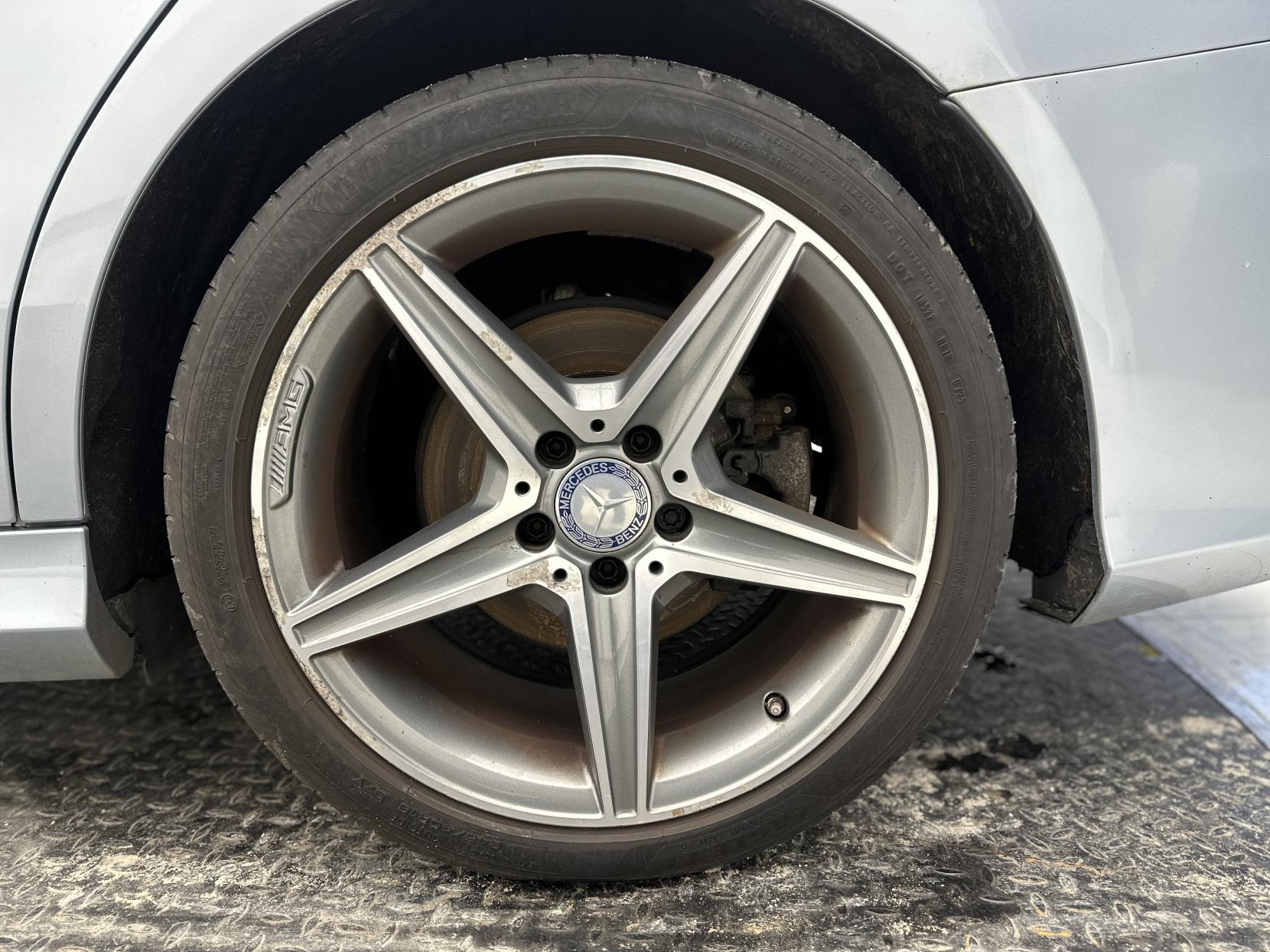 Mercedes-Benz C Class 2.0 C200 AMG Line (Premium Plus) Saloon 4dr Petrol 7G-Tronic+ Euro 6 (s/s) (184 ps)