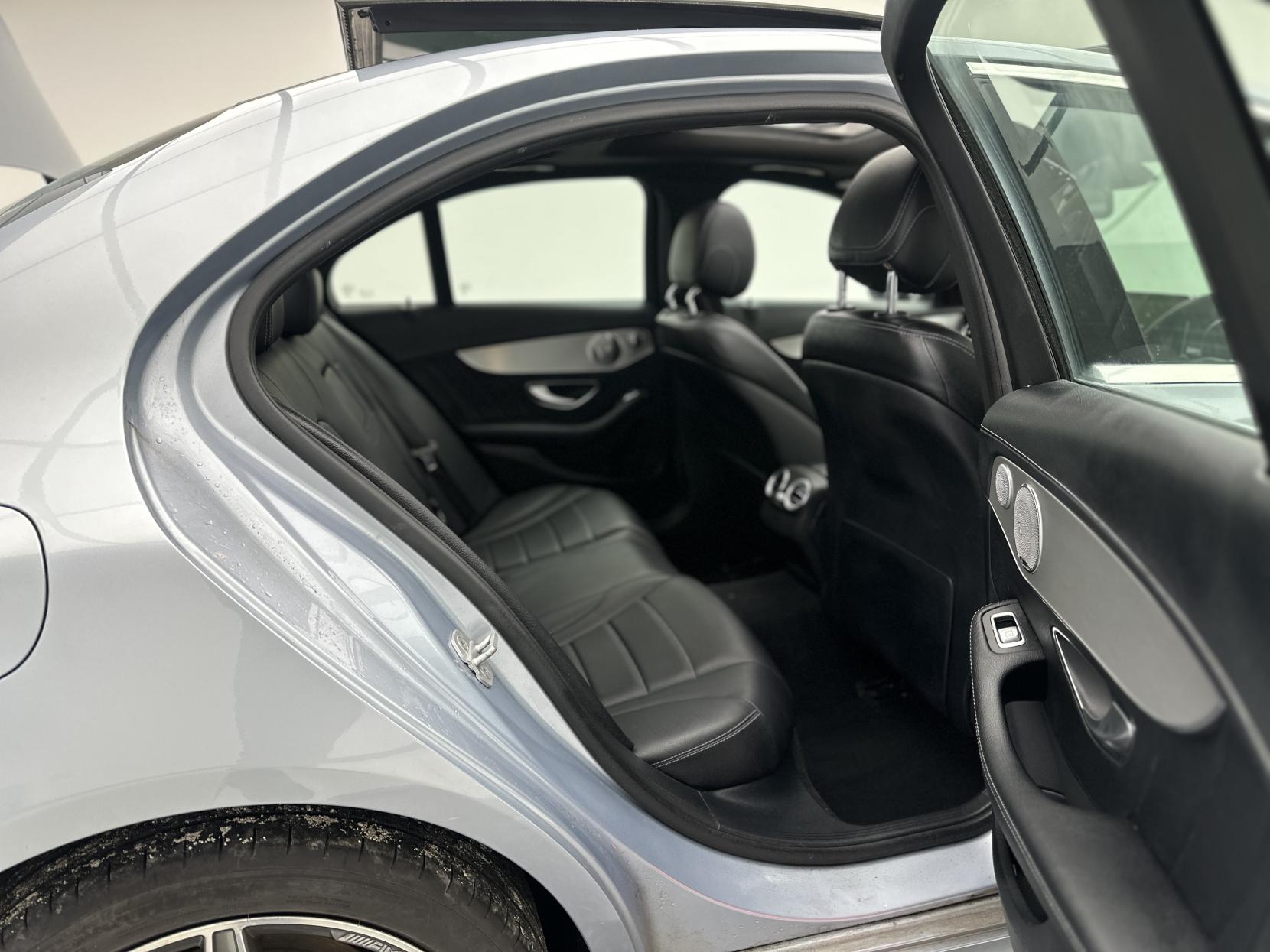 Mercedes-Benz C Class 2.0 C200 AMG Line (Premium Plus) Saloon 4dr Petrol 7G-Tronic+ Euro 6 (s/s) (184 ps)