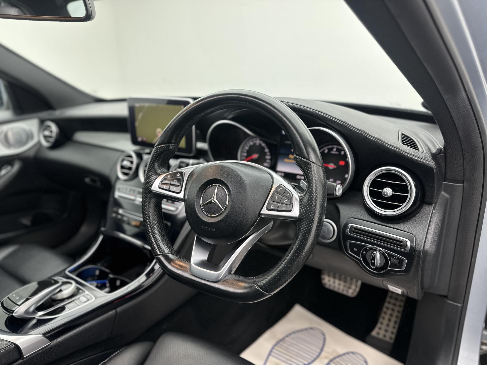 Mercedes-Benz C Class 2.0 C200 AMG Line (Premium Plus) Saloon 4dr Petrol 7G-Tronic+ Euro 6 (s/s) (184 ps)