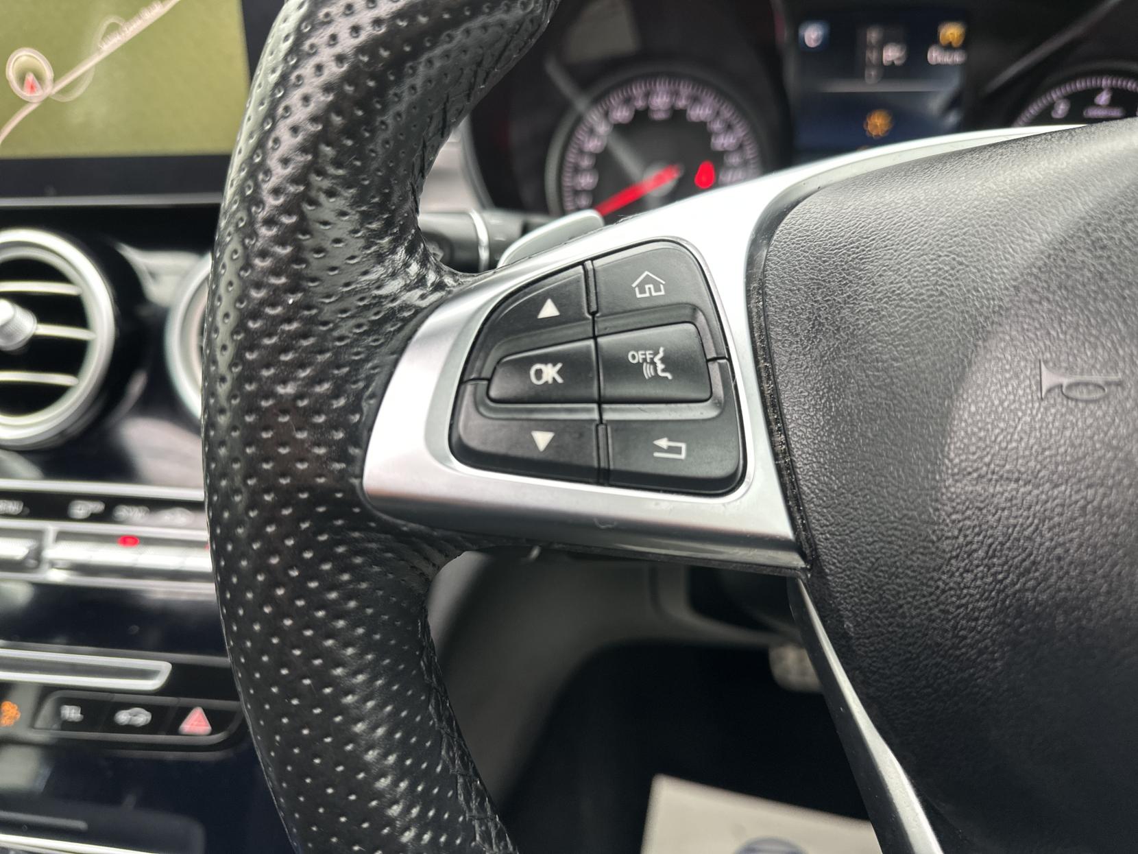 Mercedes-Benz C Class 2.0 C200 AMG Line (Premium Plus) Saloon 4dr Petrol 7G-Tronic+ Euro 6 (s/s) (184 ps)