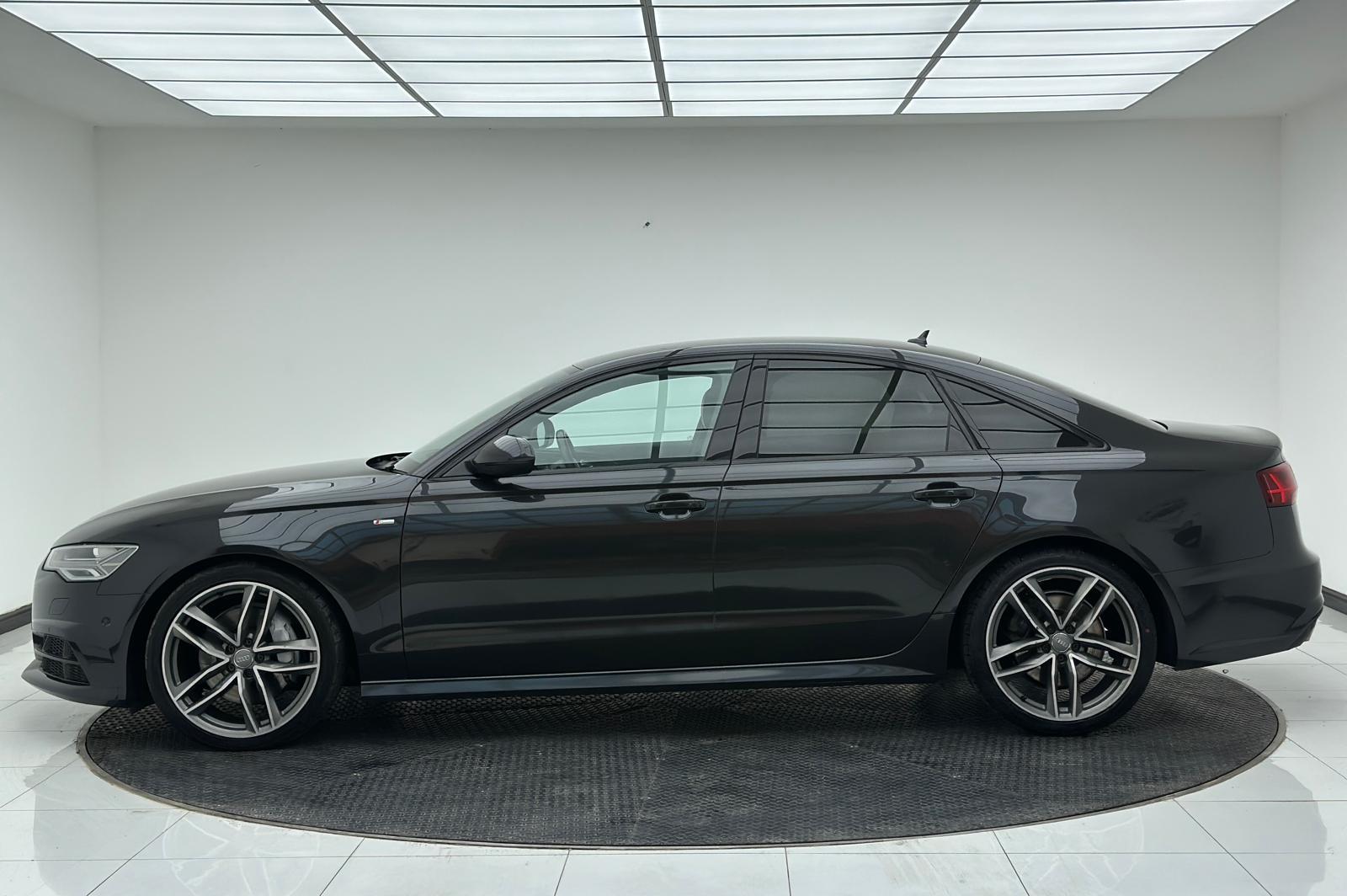 Audi A6 Saloon 3.0 TDI V6 Black Edition Saloon 4dr Diesel S Tronic quattro Euro 6 (s/s) (272 ps)