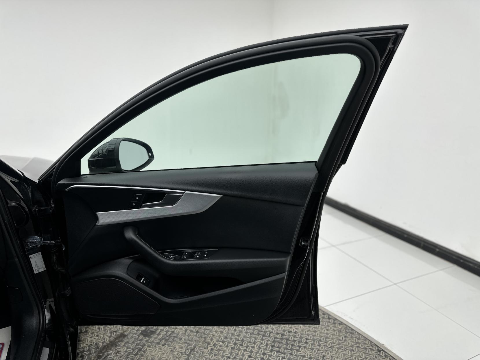 Audi A4 2.0 TDI 35 Sport Saloon 4dr Diesel S Tronic Euro 6 (s/s) (150 ps)