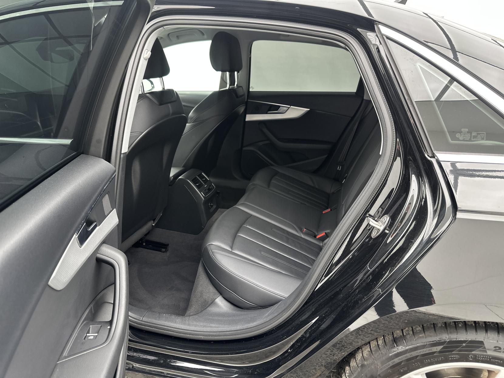 Audi A4 2.0 TDI 35 Sport Saloon 4dr Diesel S Tronic Euro 6 (s/s) (150 ps)