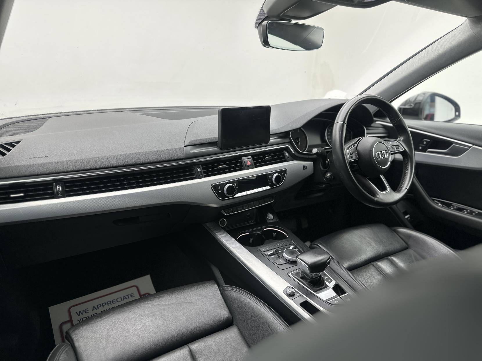 Audi A4 2.0 TDI 35 Sport Saloon 4dr Diesel S Tronic Euro 6 (s/s) (150 ps)