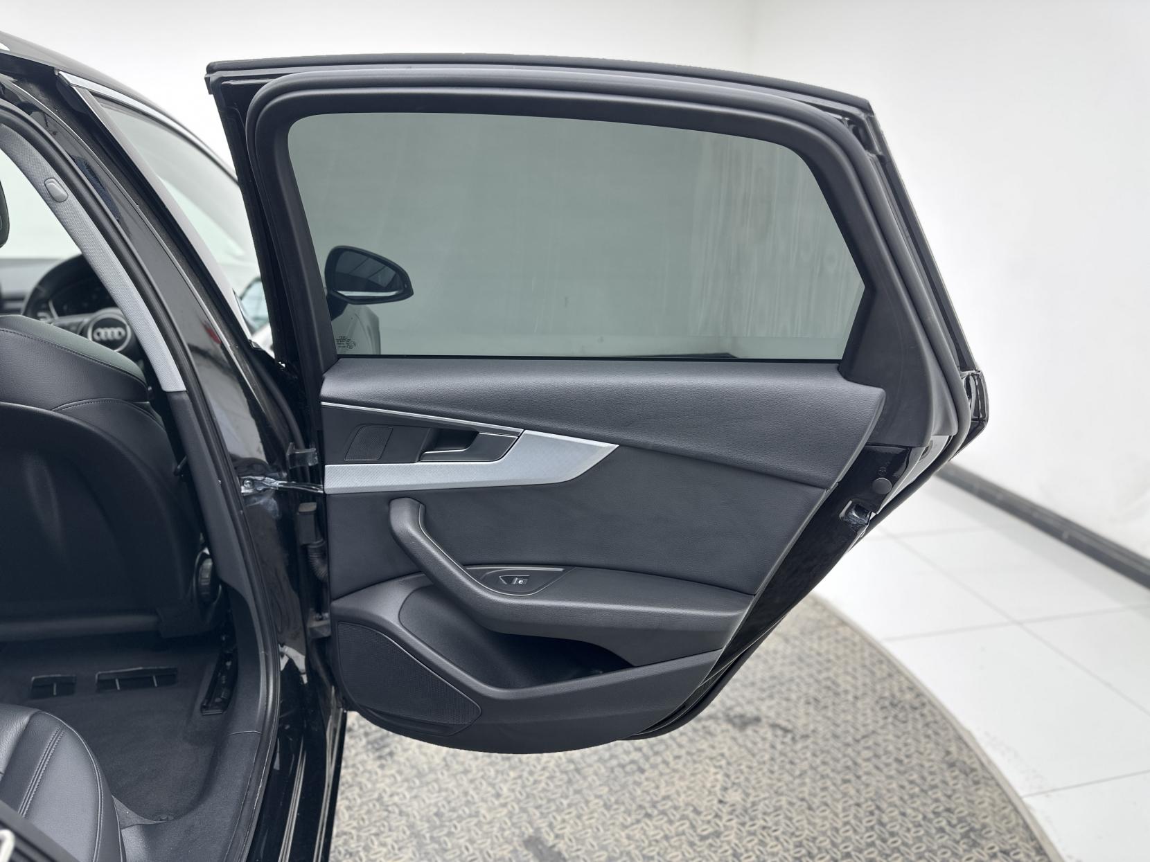 Audi A4 2.0 TDI 35 Sport Saloon 4dr Diesel S Tronic Euro 6 (s/s) (150 ps)