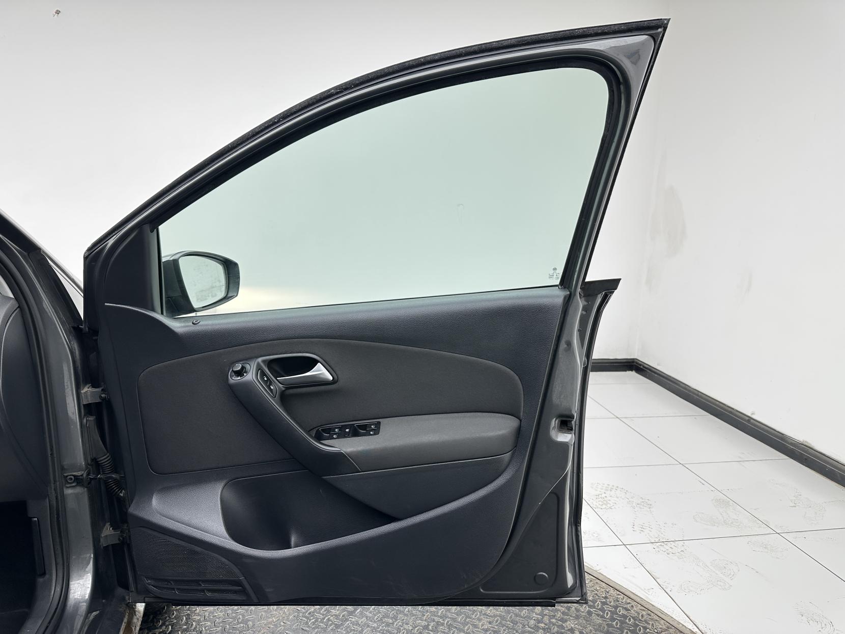 Volkswagen Polo 1.2 Match Edition Hatchback 5dr Petrol Manual Euro 5 (60 ps)