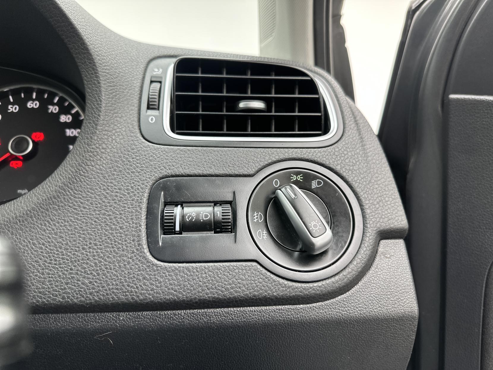 Volkswagen Polo 1.2 Match Edition Hatchback 5dr Petrol Manual Euro 5 (60 ps)