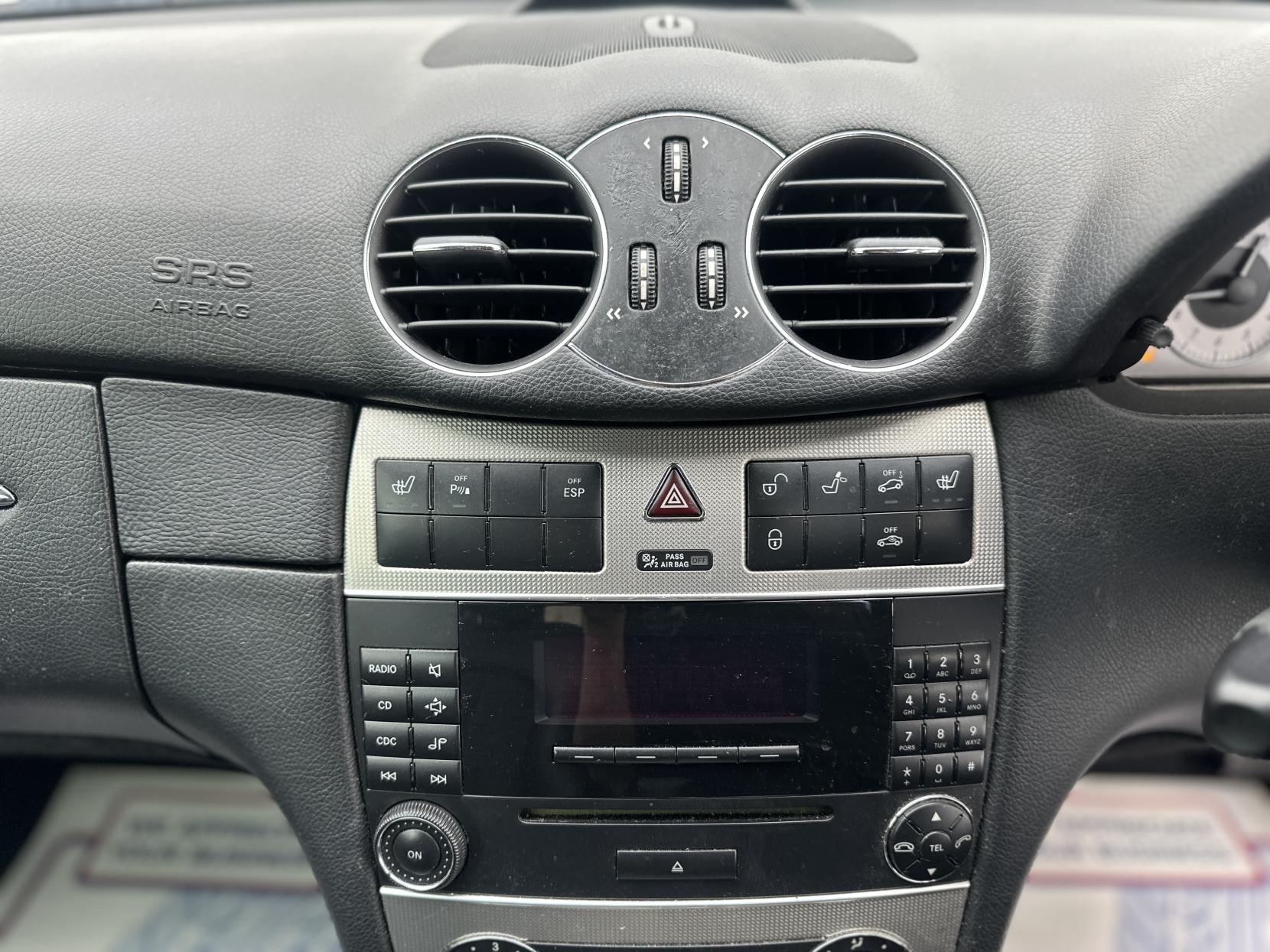Mercedes-Benz CLK 1.8 CLK200 Kompressor Sport Coupe 2dr Petrol Automatic (200 g/km, 184 bhp)