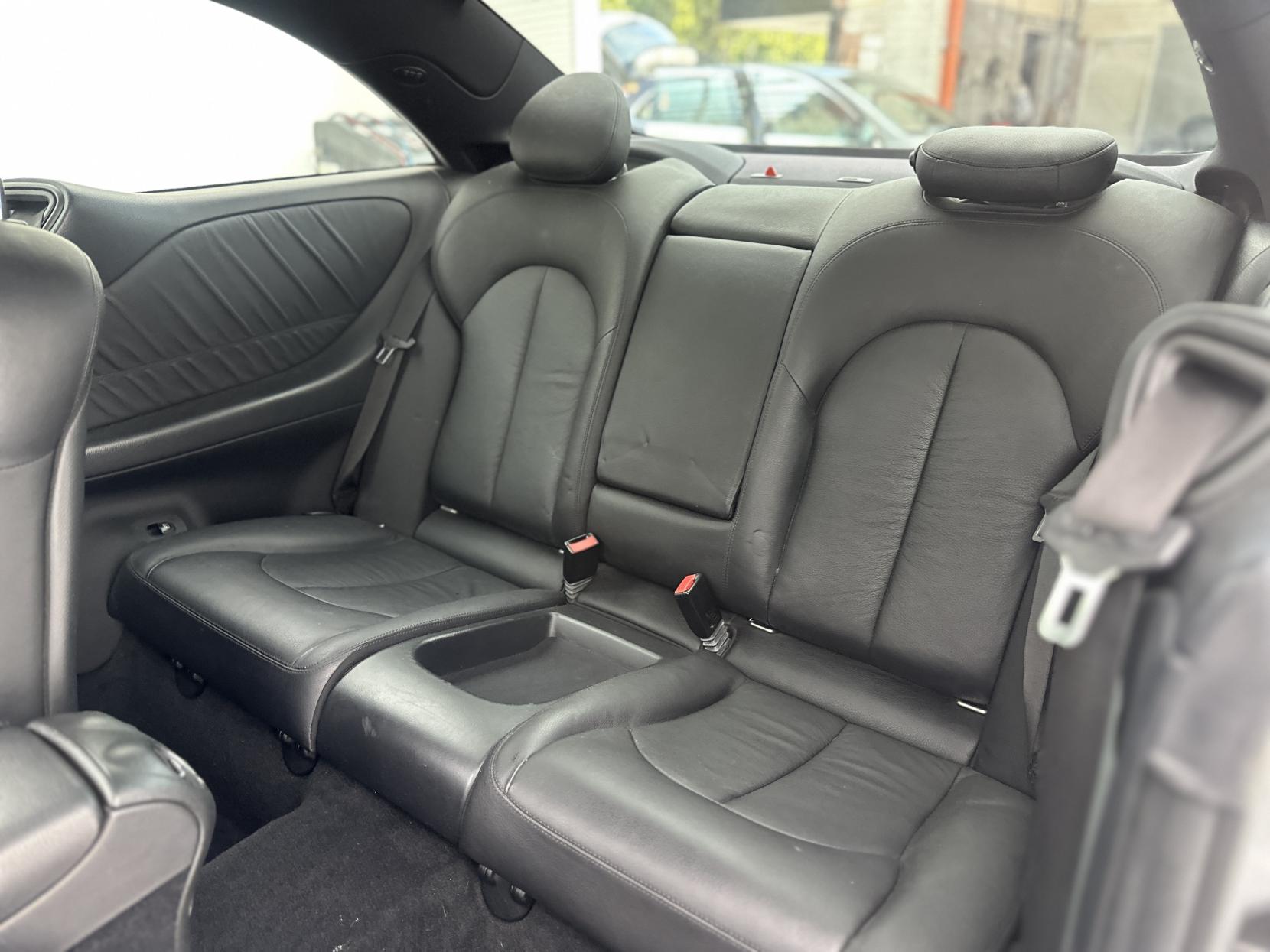 Mercedes-Benz CLK 1.8 CLK200 Kompressor Sport Coupe 2dr Petrol Automatic (200 g/km, 184 bhp)