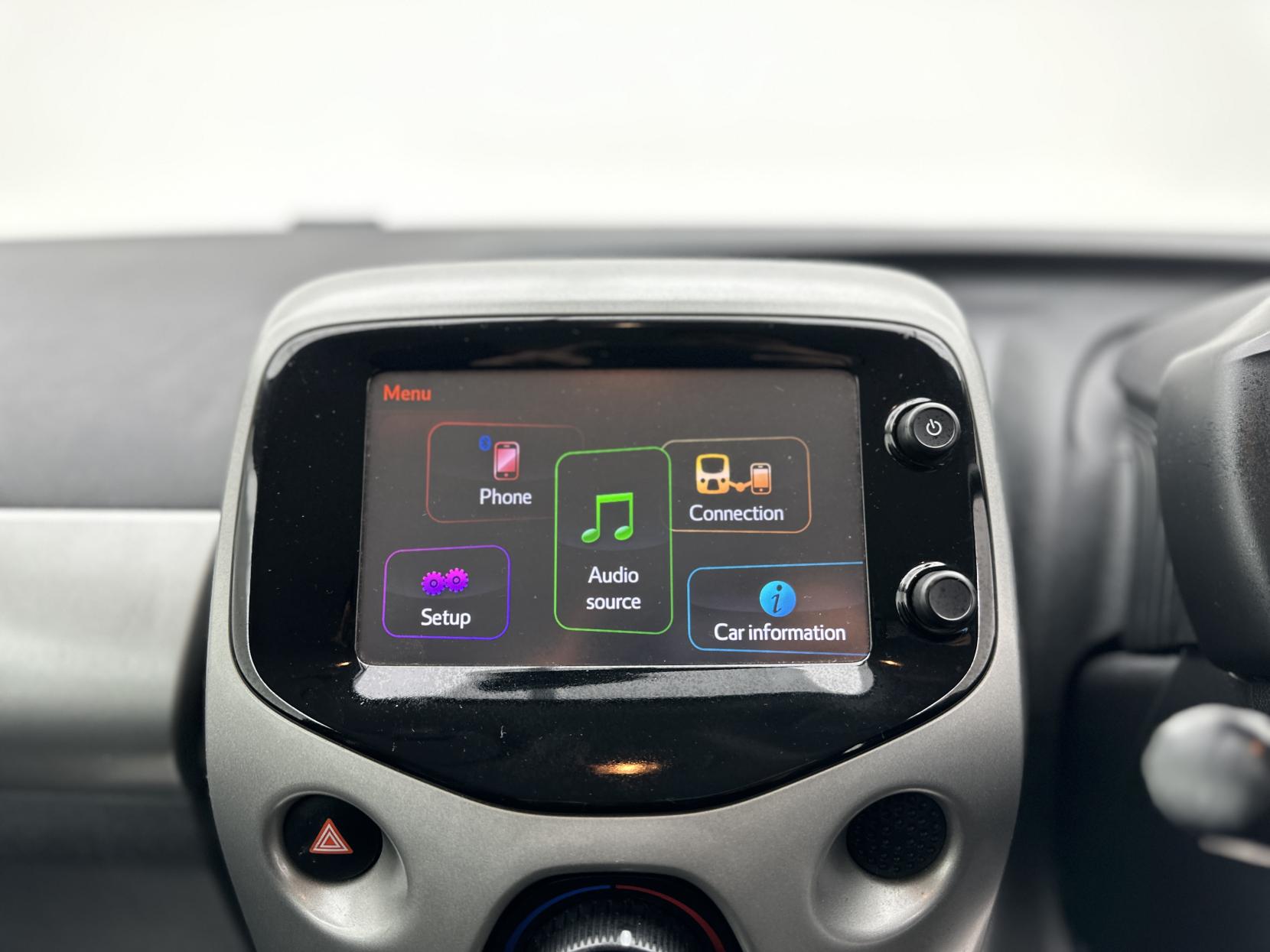 Peugeot 108 1.0 Active Hatchback 5dr Petrol Manual Euro 6 (68 ps)