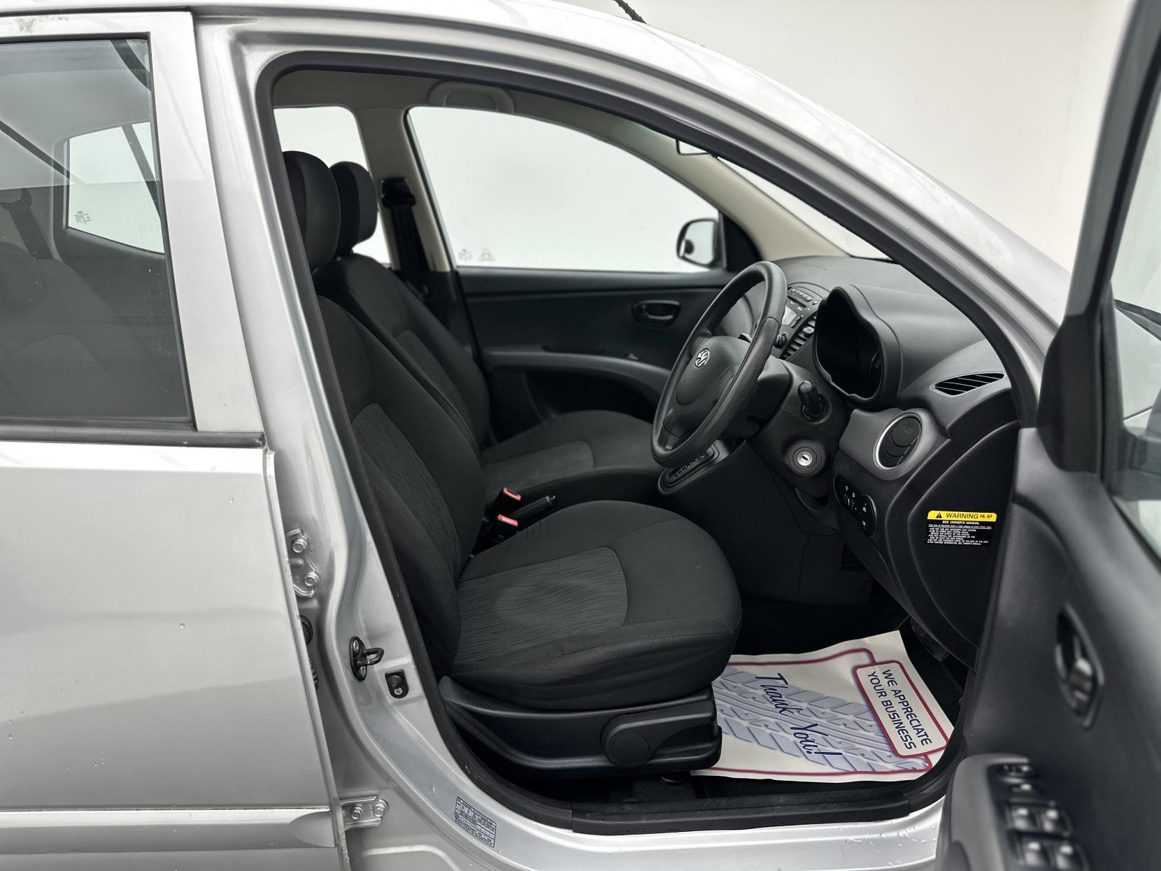 Hyundai i10 1.2 Active Hatchback 5dr Petrol Auto Euro 5 (85 bhp)