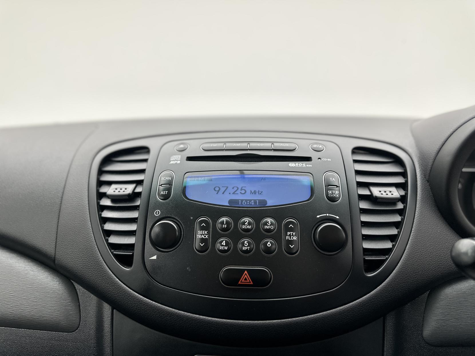 Hyundai i10 1.2 Active Hatchback 5dr Petrol Auto Euro 5 (85 bhp)