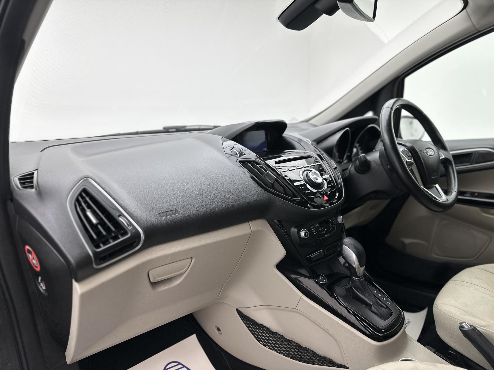 Ford B-Max 1.6 Titanium Navigator MPV 5dr Petrol Powershift Euro 6 (105 ps)