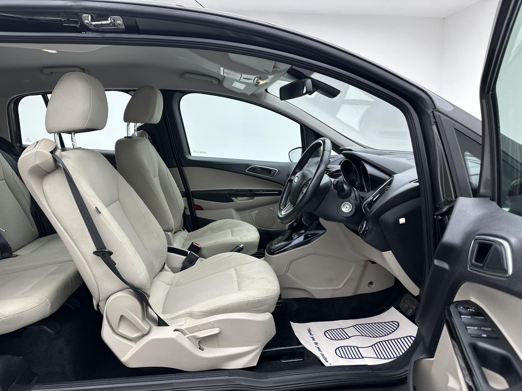 Ford B-Max 1.6 Titanium Navigator MPV 5dr Petrol Powershift Euro 6 (105 ps)