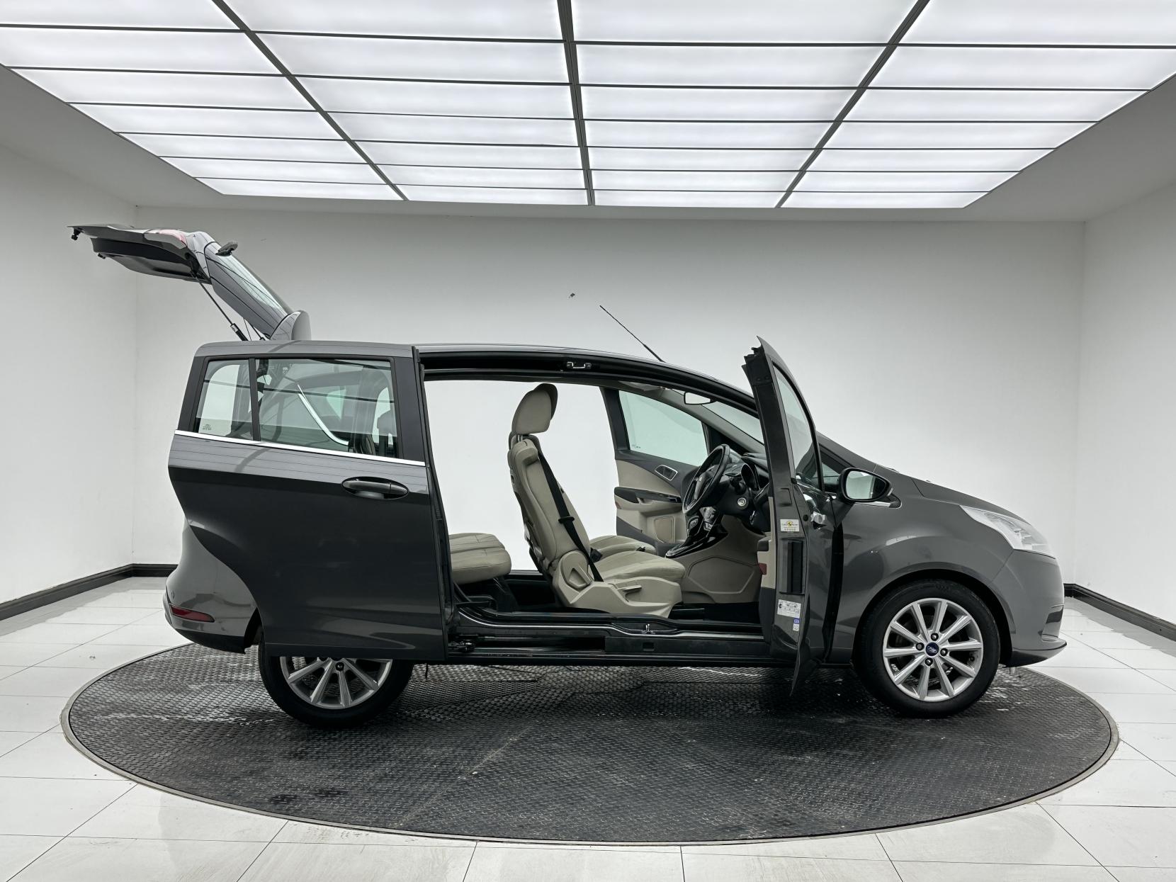 Ford B-Max 1.6 Titanium Navigator MPV 5dr Petrol Powershift Euro 6 (105 ps)