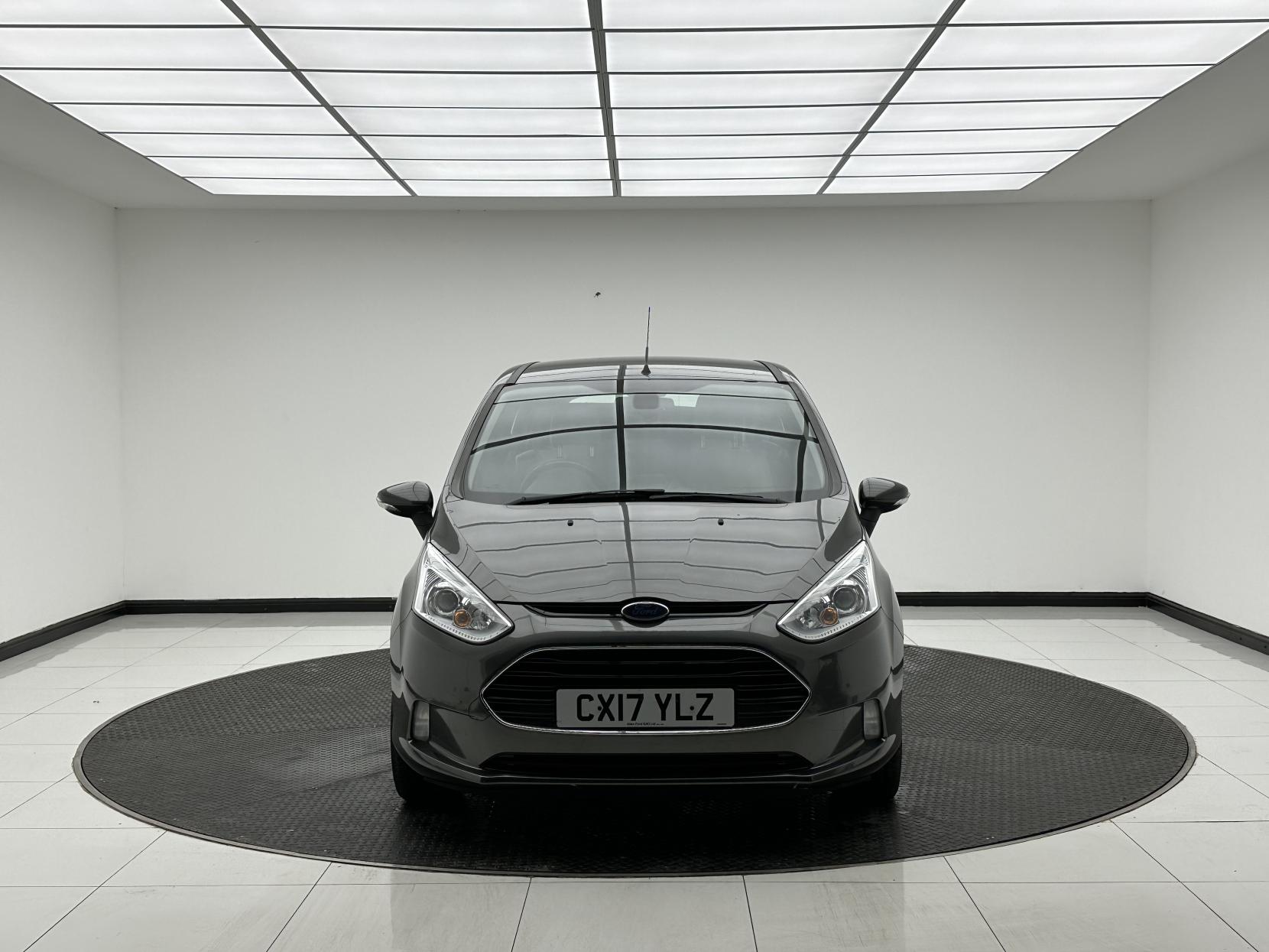 Ford B-Max 1.6 Titanium Navigator MPV 5dr Petrol Powershift Euro 6 (105 ps)