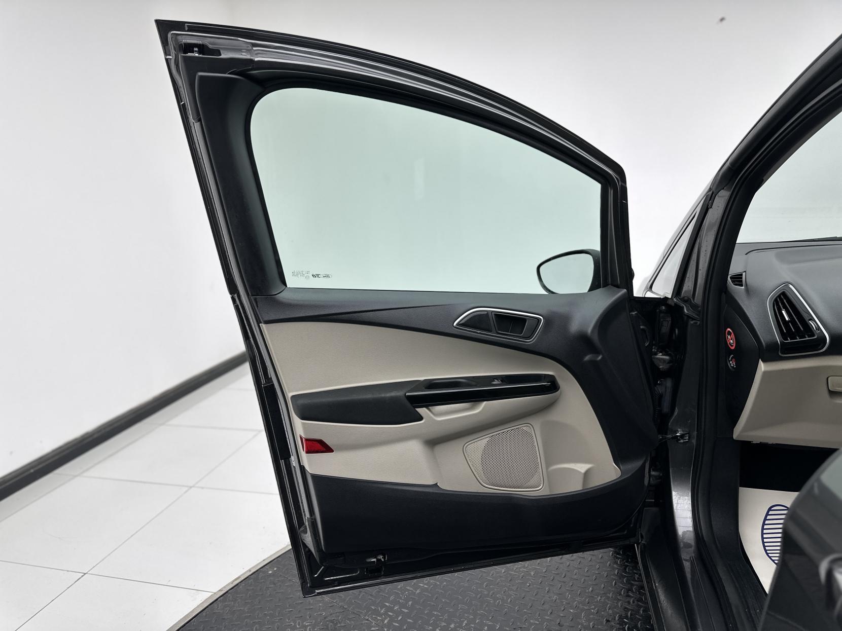 Ford B-Max 1.6 Titanium Navigator MPV 5dr Petrol Powershift Euro 6 (105 ps)