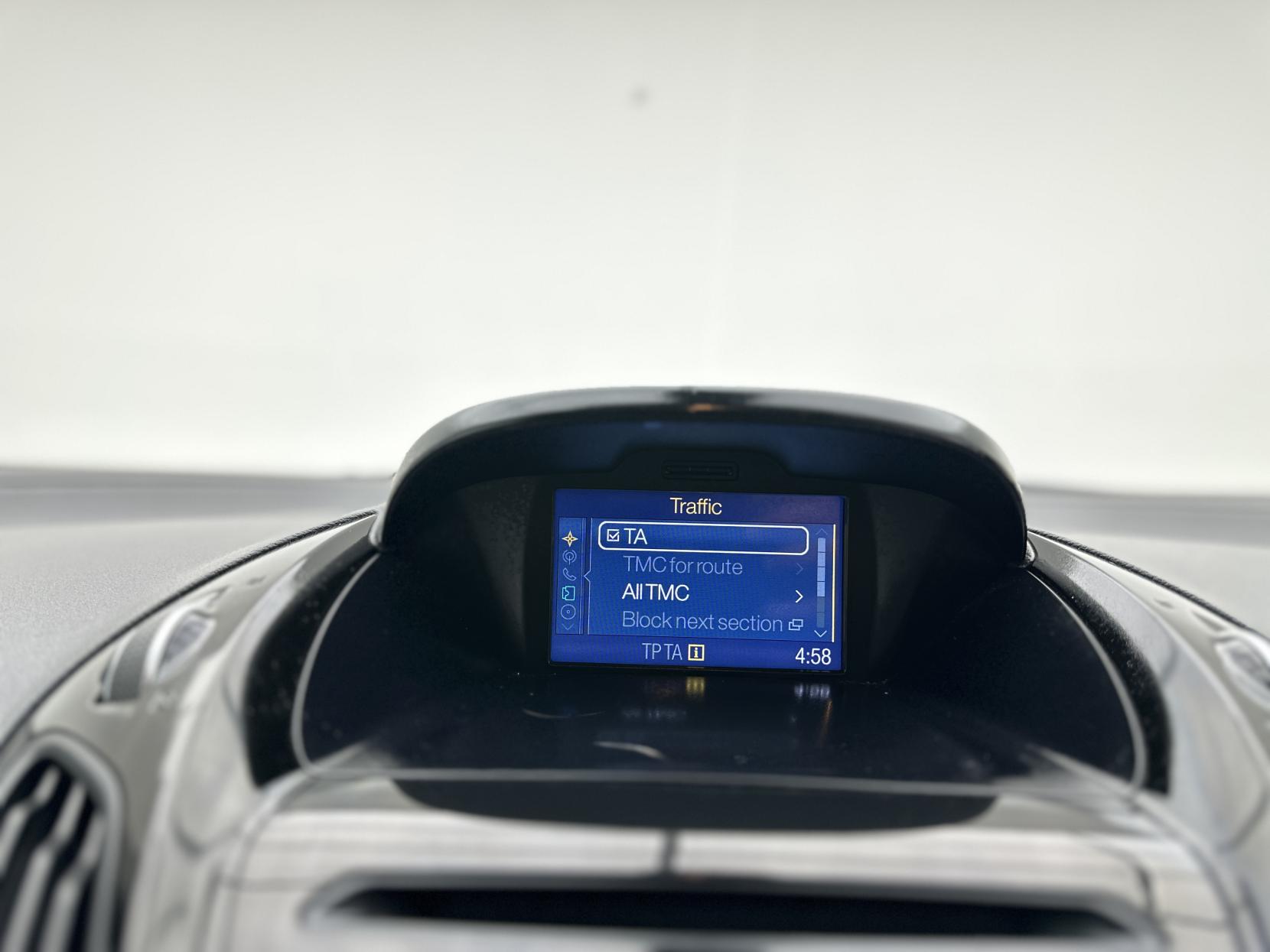 Ford B-Max 1.6 Titanium Navigator MPV 5dr Petrol Powershift Euro 6 (105 ps)