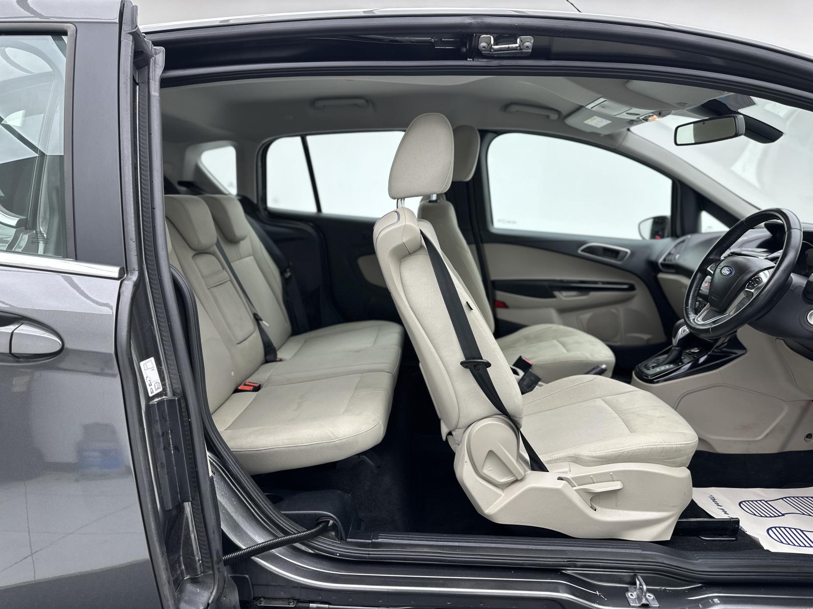 Ford B-Max 1.6 Titanium Navigator MPV 5dr Petrol Powershift Euro 6 (105 ps)