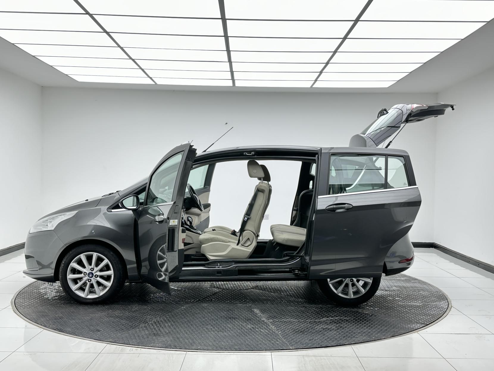 Ford B-Max 1.6 Titanium Navigator MPV 5dr Petrol Powershift Euro 6 (105 ps)