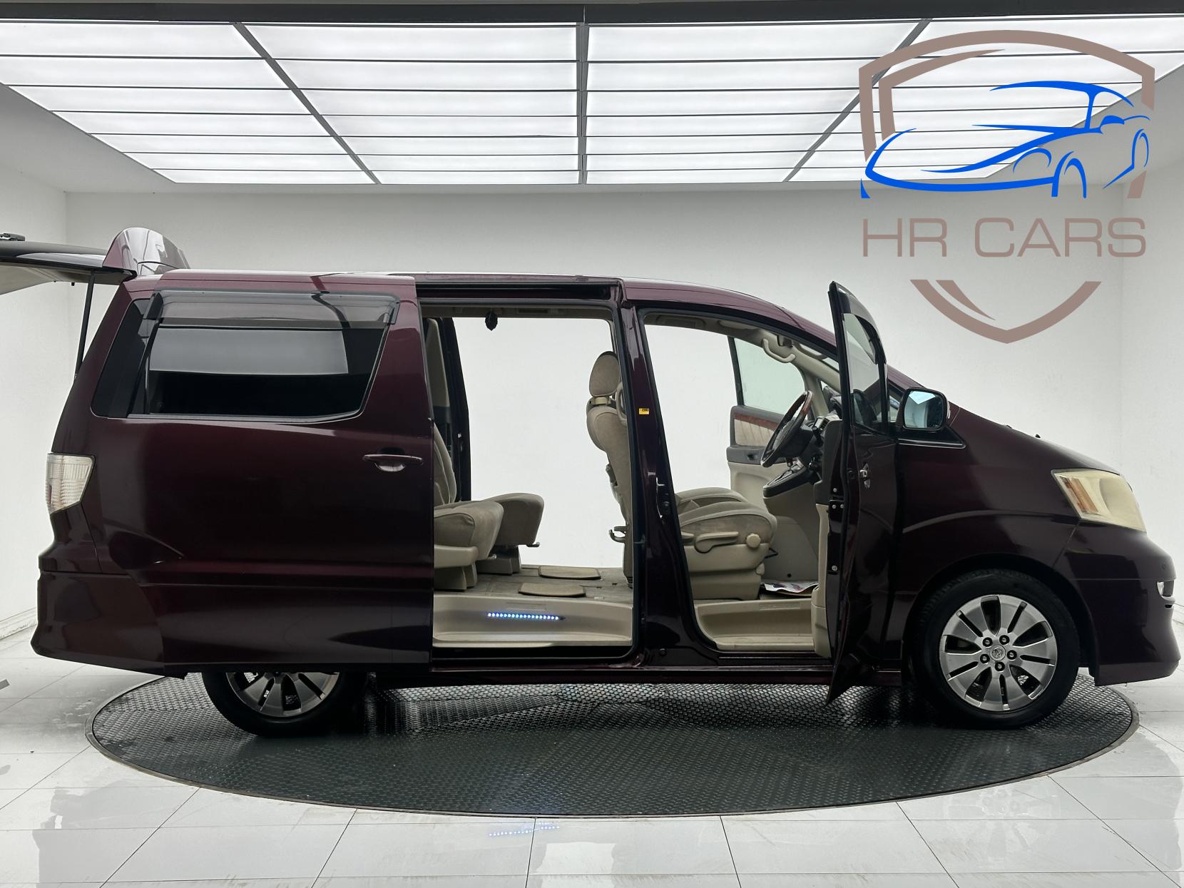 Toyota Alphard 2990 cc v6