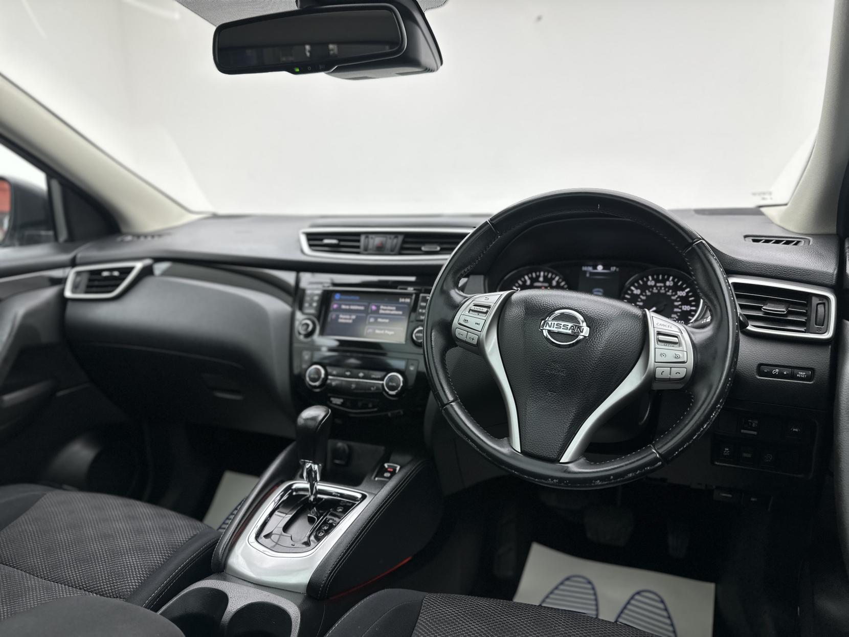 Nissan Qashqai 1.2 DIG-T N-Connecta SUV 5dr Petrol XTRON 2WD Euro 6 (s/s) (115 ps)