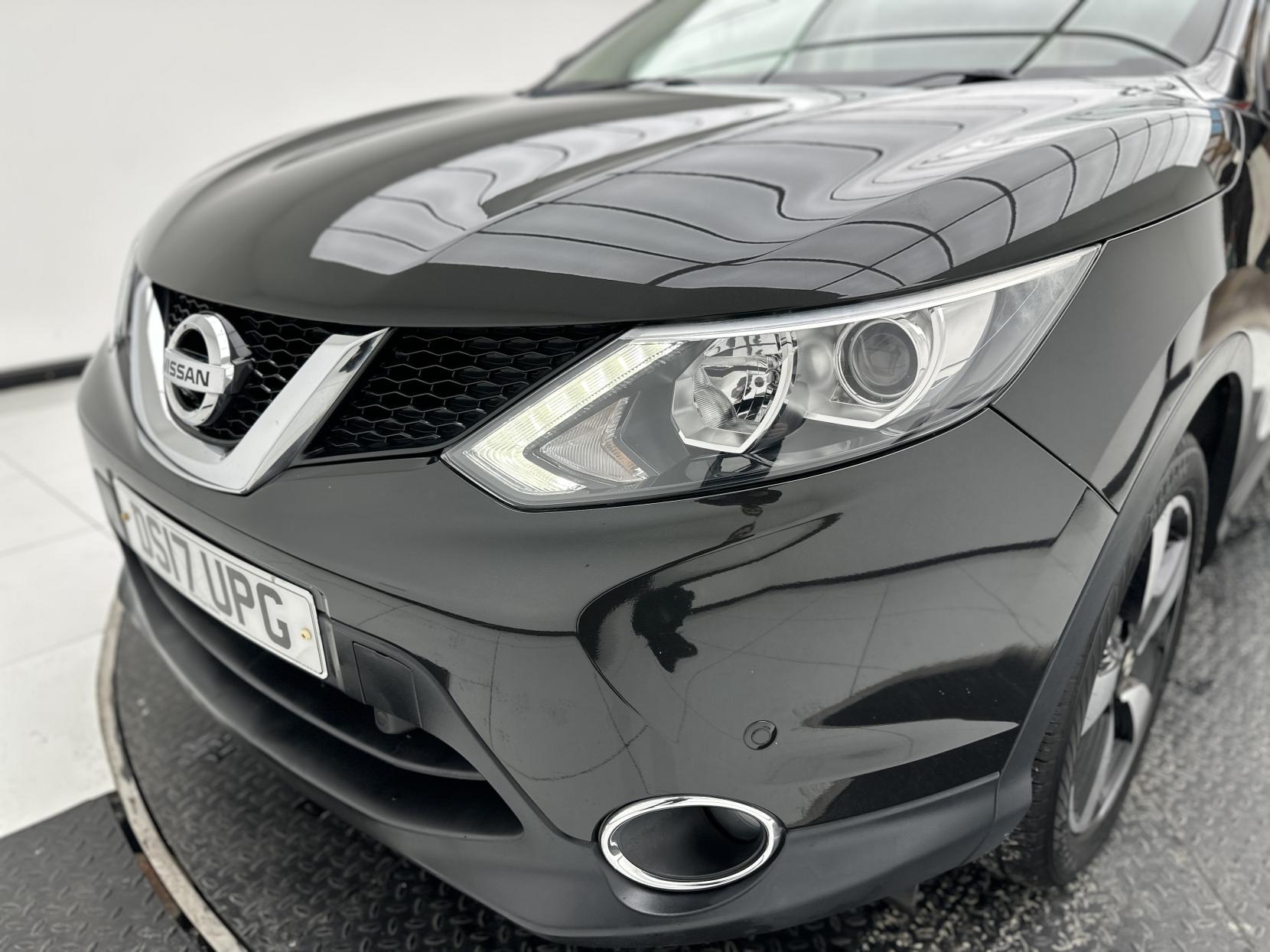 Nissan Qashqai 1.2 DIG-T N-Connecta SUV 5dr Petrol XTRON 2WD Euro 6 (s/s) (115 ps)
