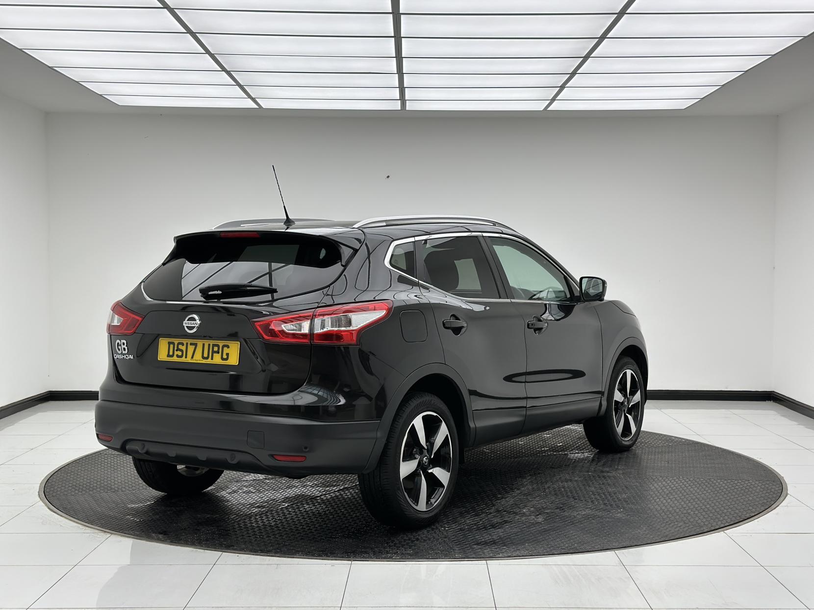 Nissan Qashqai 1.2 DIG-T N-Connecta SUV 5dr Petrol XTRON 2WD Euro 6 (s/s) (115 ps)