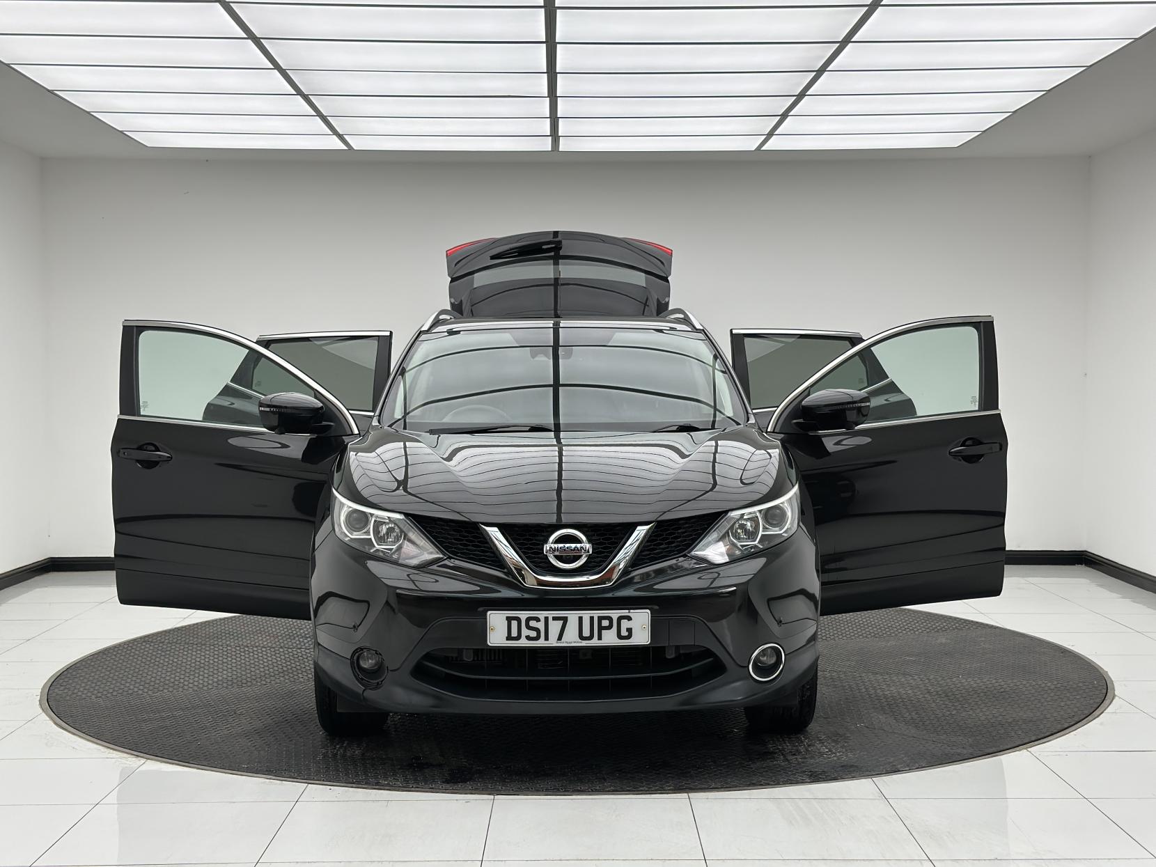 Nissan Qashqai 1.2 DIG-T N-Connecta SUV 5dr Petrol XTRON 2WD Euro 6 (s/s) (115 ps)