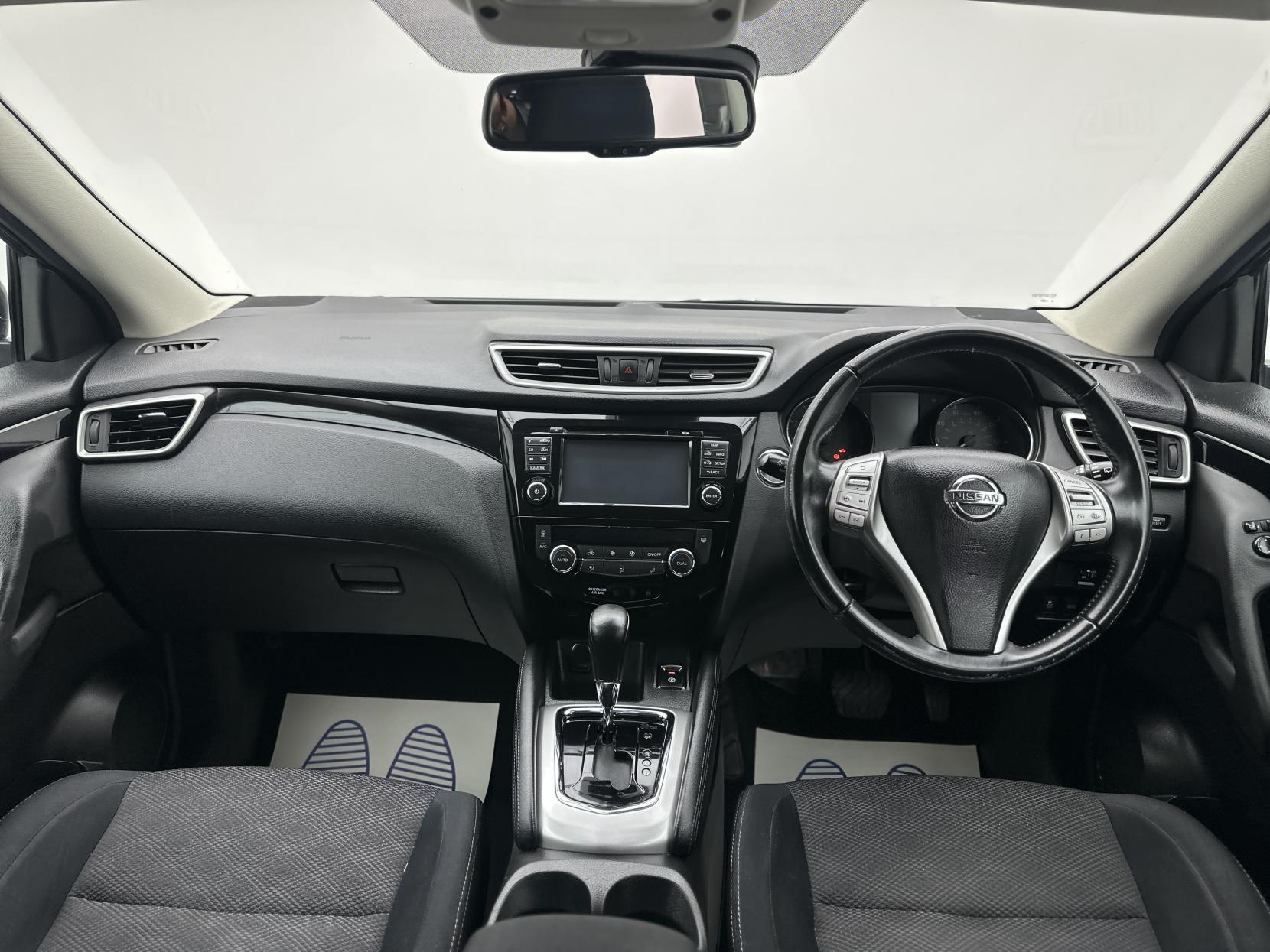 Nissan Qashqai 1.2 DIG-T N-Connecta SUV 5dr Petrol XTRON 2WD Euro 6 (s/s) (115 ps)