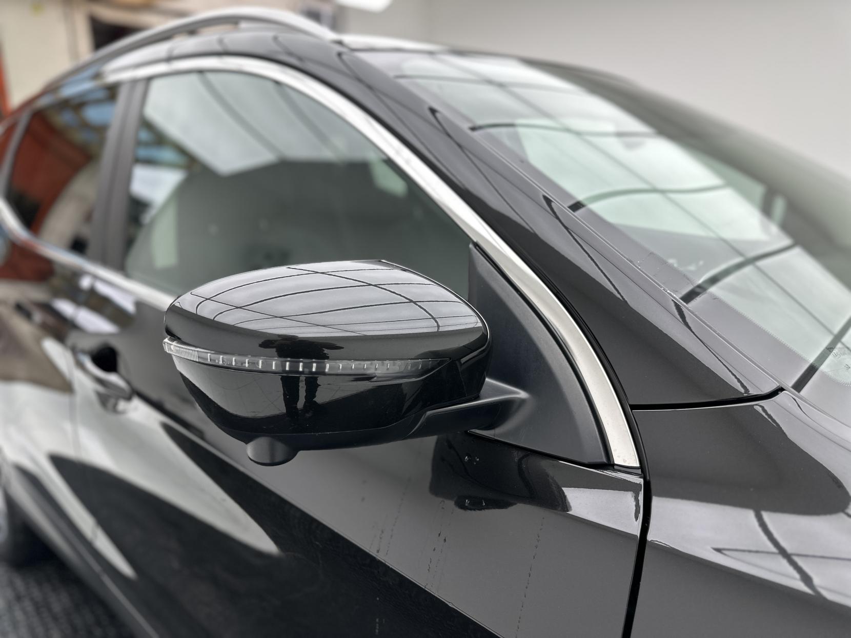 Nissan Qashqai 1.2 DIG-T N-Connecta SUV 5dr Petrol XTRON 2WD Euro 6 (s/s) (115 ps)