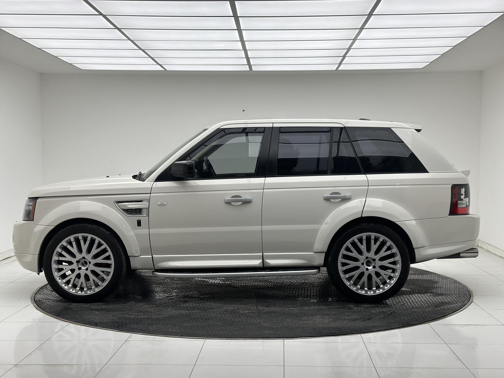 Land Rover Range Rover Sport 3.0 TD V6 SE SUV 5dr Diesel CommandShift 4WD Euro 4 (245 ps)