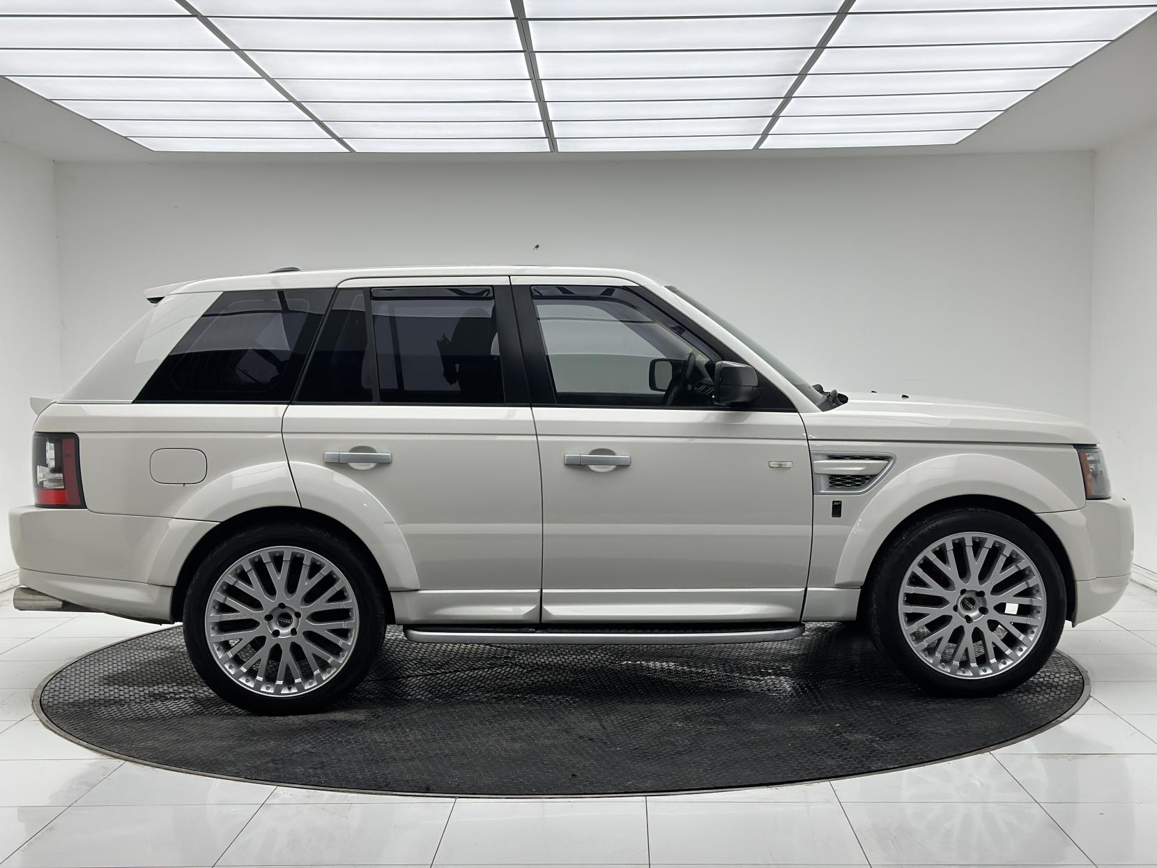 Land Rover Range Rover Sport 3.0 TD V6 SE SUV 5dr Diesel CommandShift 4WD Euro 4 (245 ps)