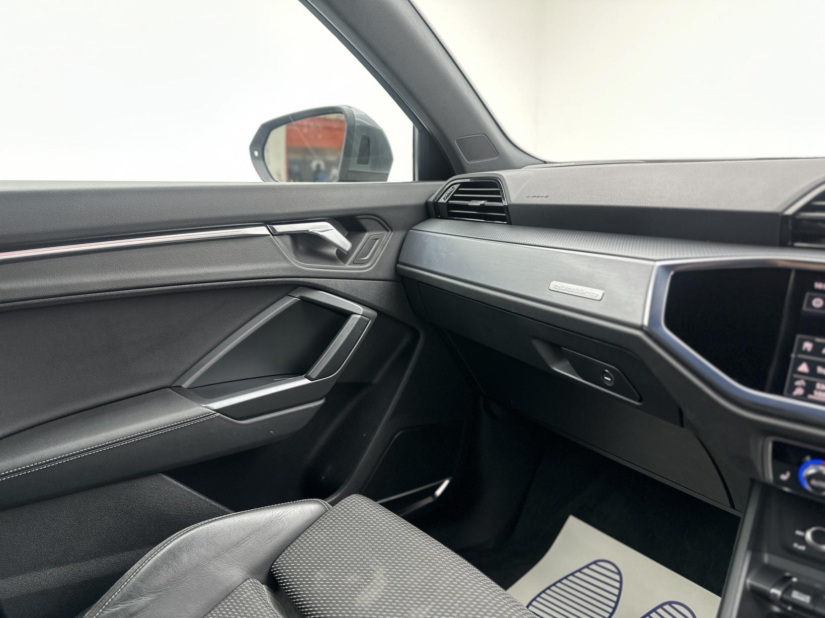 Audi Q3 2.0 TFSI 40 S line SUV 5dr Petrol S Tronic quattro Euro 6 (s/s) (190 ps)