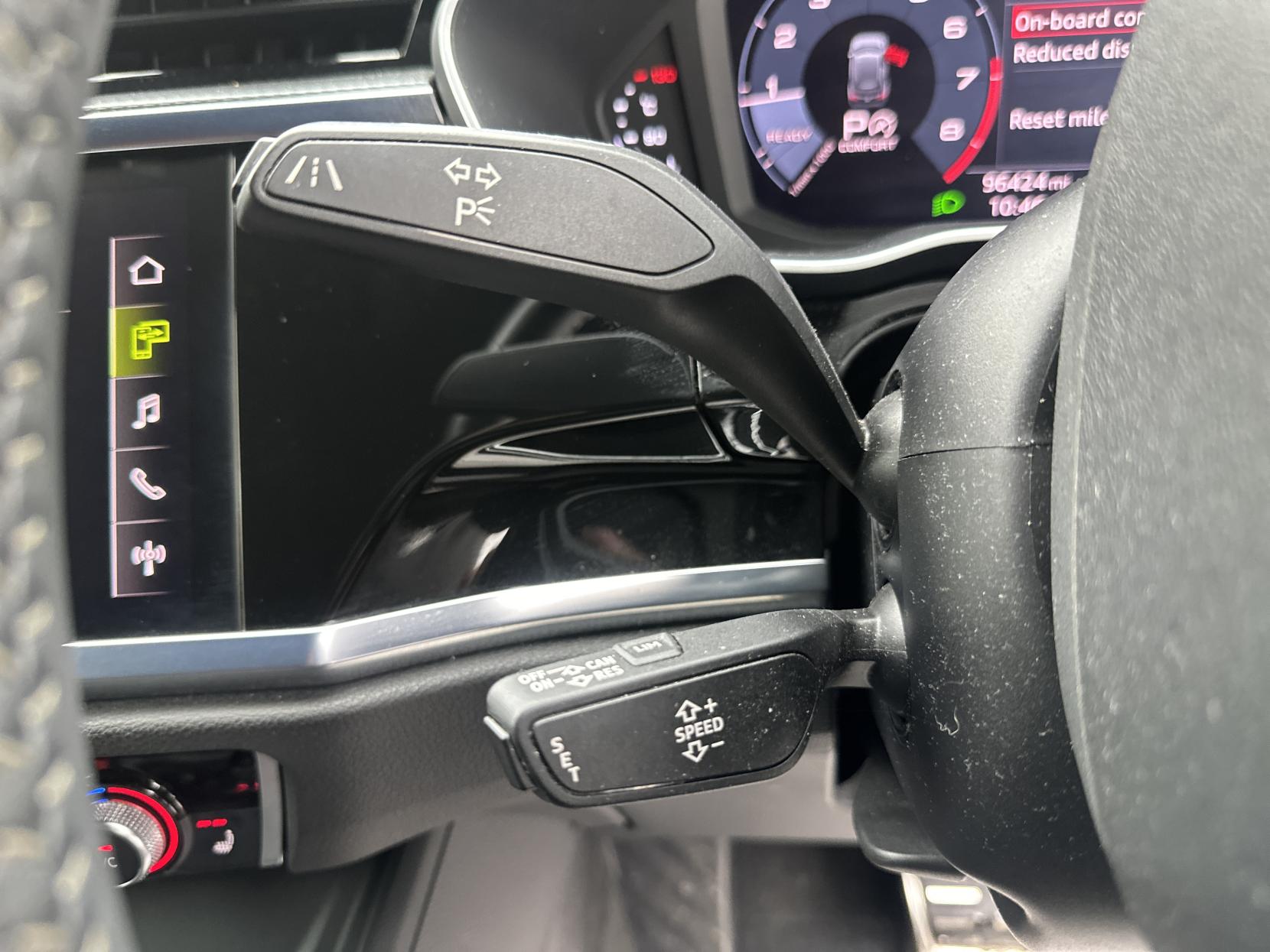 Audi Q3 2.0 TFSI 40 S line SUV 5dr Petrol S Tronic quattro Euro 6 (s/s) (190 ps)