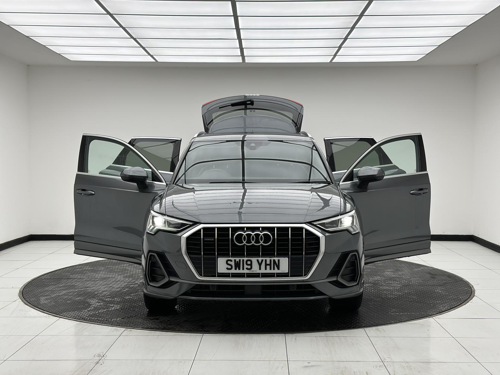 Audi Q3 2.0 TFSI 40 S line SUV 5dr Petrol S Tronic quattro Euro 6 (s/s) (190 ps)