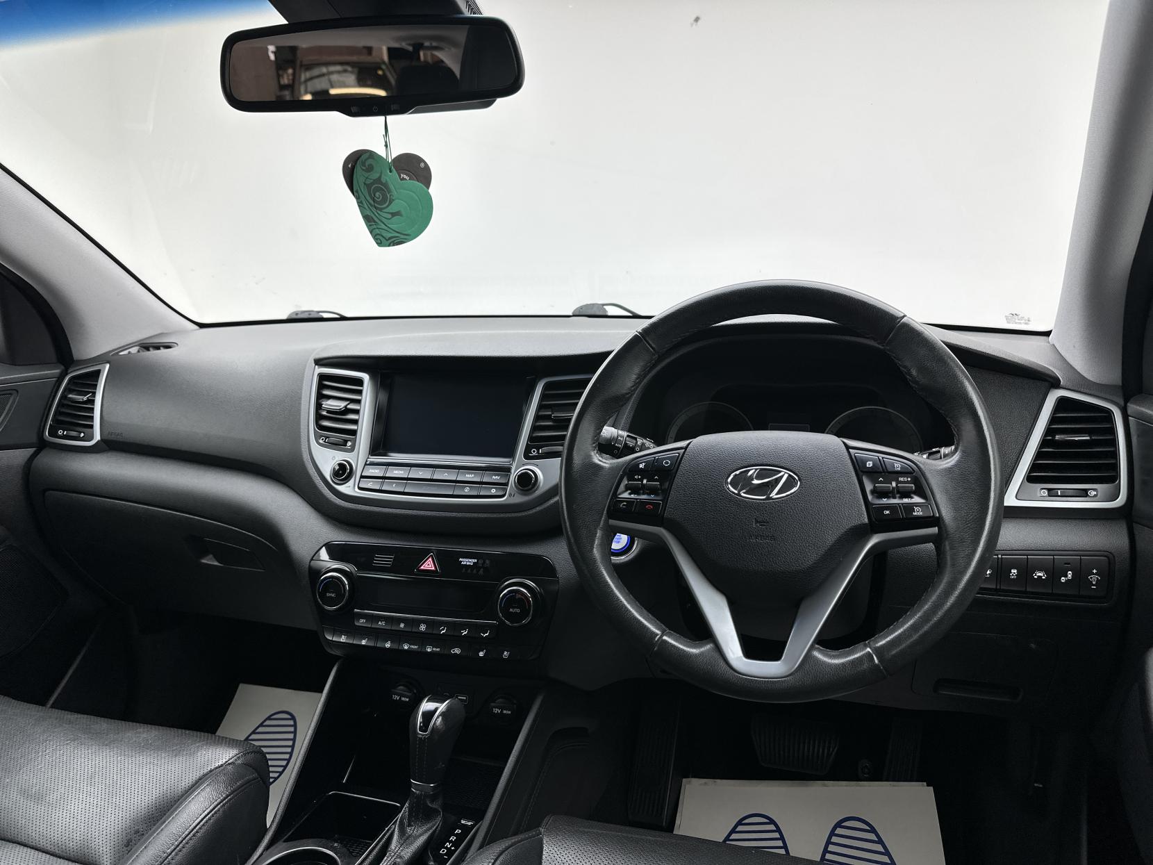 Hyundai TUCSON 2.0 CRDi Premium SE SUV 5dr Diesel Auto 4WD Euro 6 (185 ps)