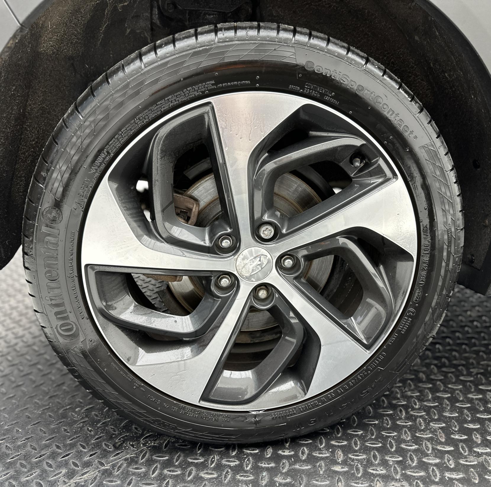 Hyundai TUCSON 2.0 CRDi Premium SE SUV 5dr Diesel Auto 4WD Euro 6 (185 ps)