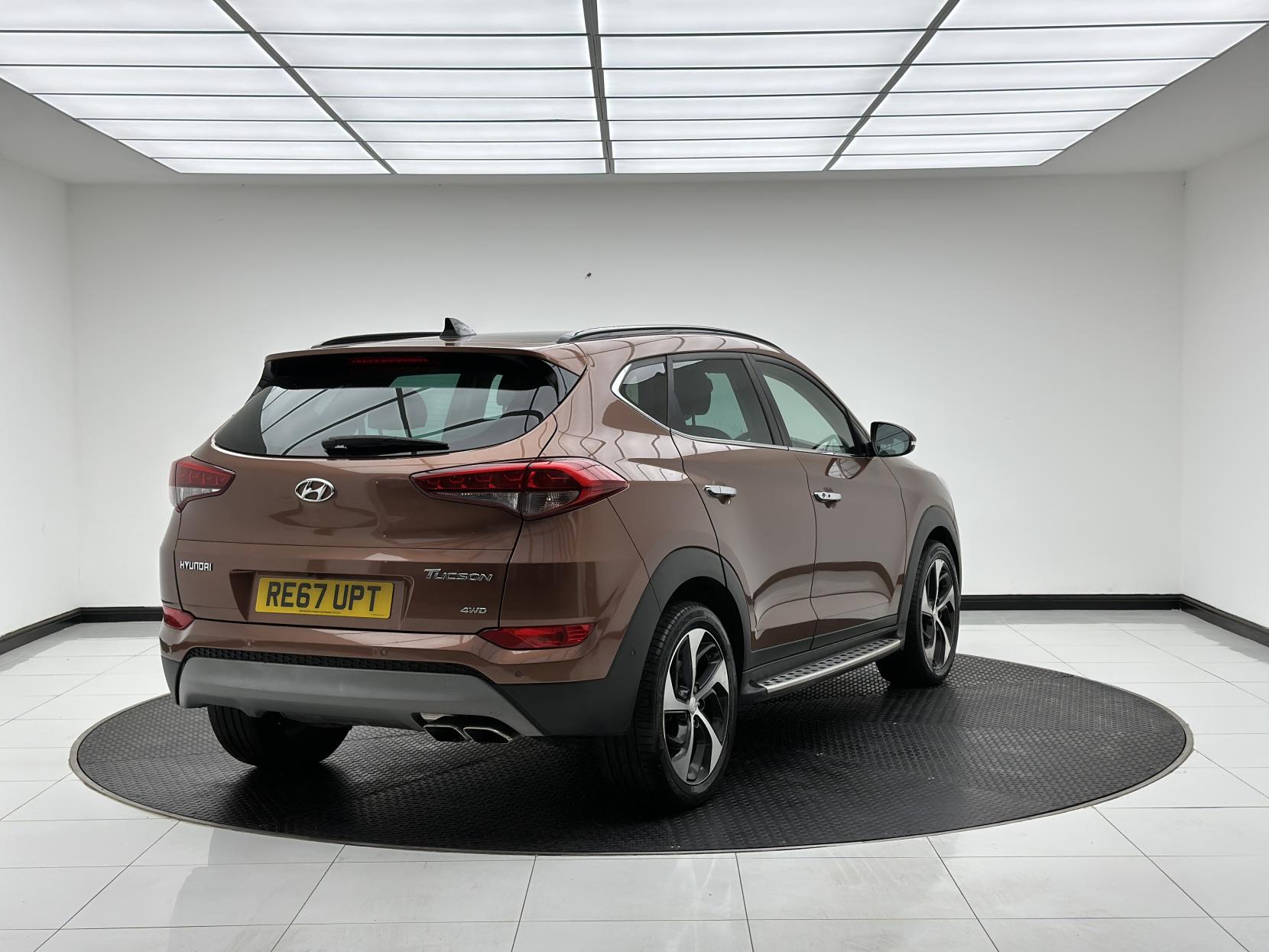 Hyundai TUCSON 2.0 CRDi Premium SE SUV 5dr Diesel Auto 4WD Euro 6 (185 ps)