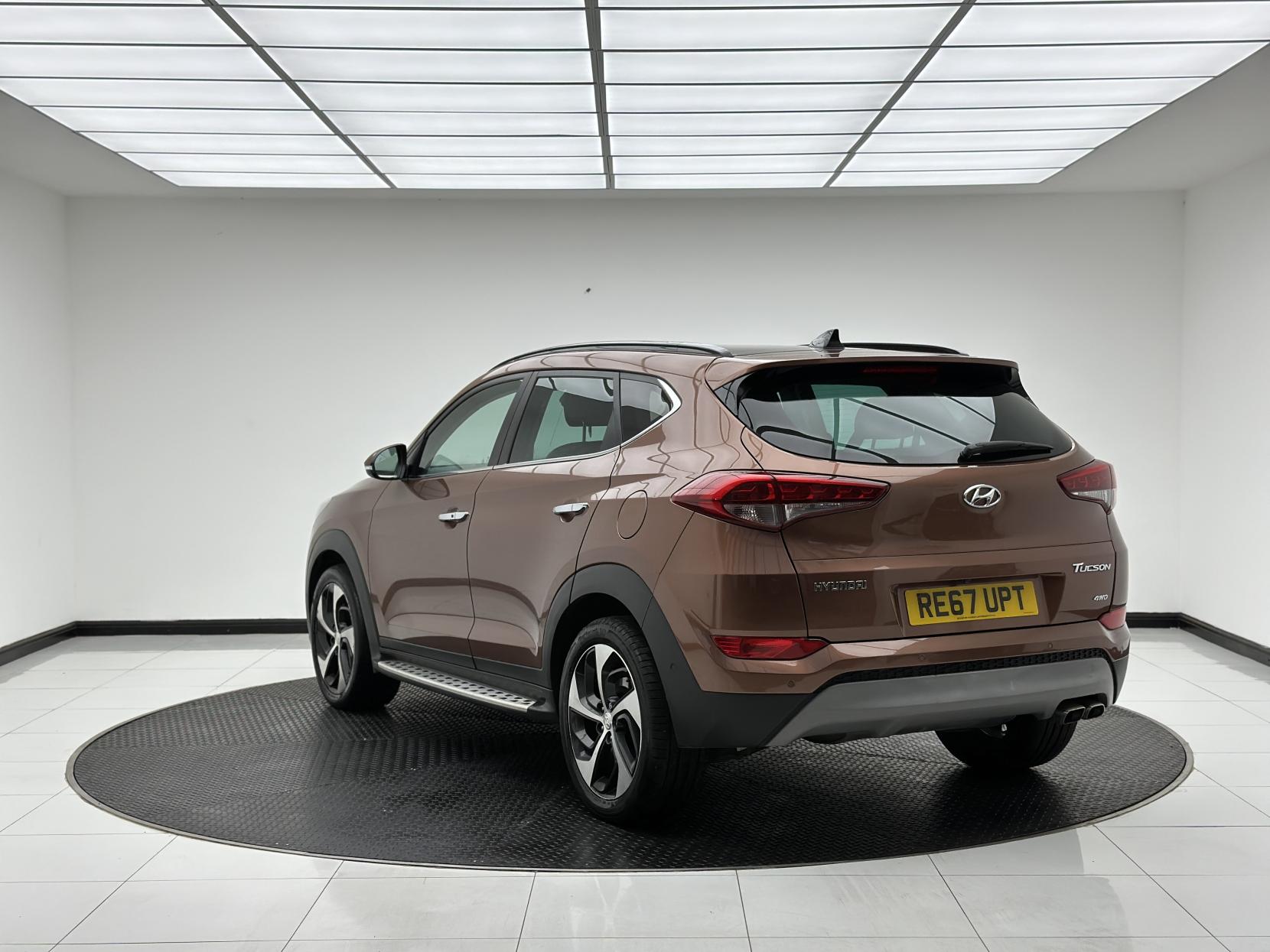 Hyundai TUCSON 2.0 CRDi Premium SE SUV 5dr Diesel Auto 4WD Euro 6 (185 ps)