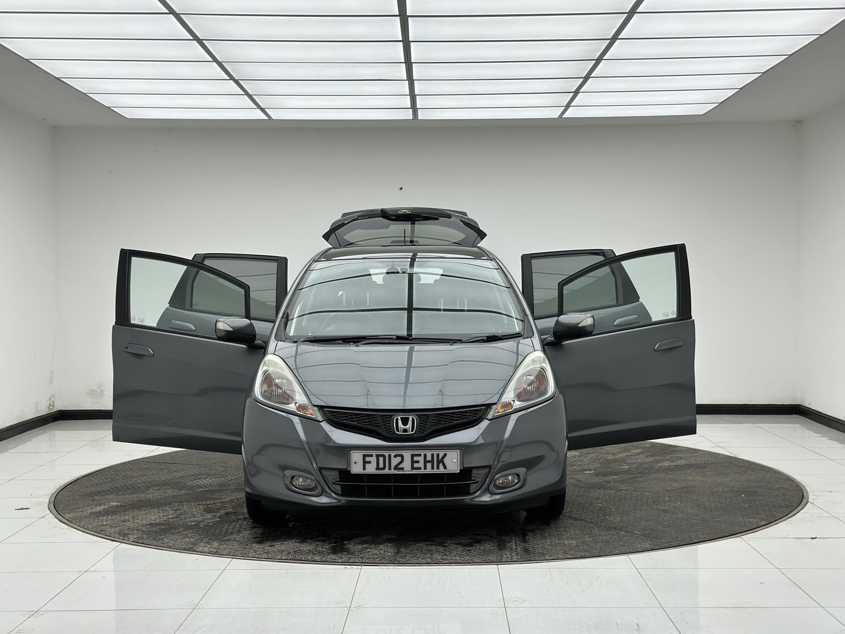 Honda Jazz 1.4 i-VTEC EX Hatchback 5dr Petrol CVT Euro 5 (99 ps)