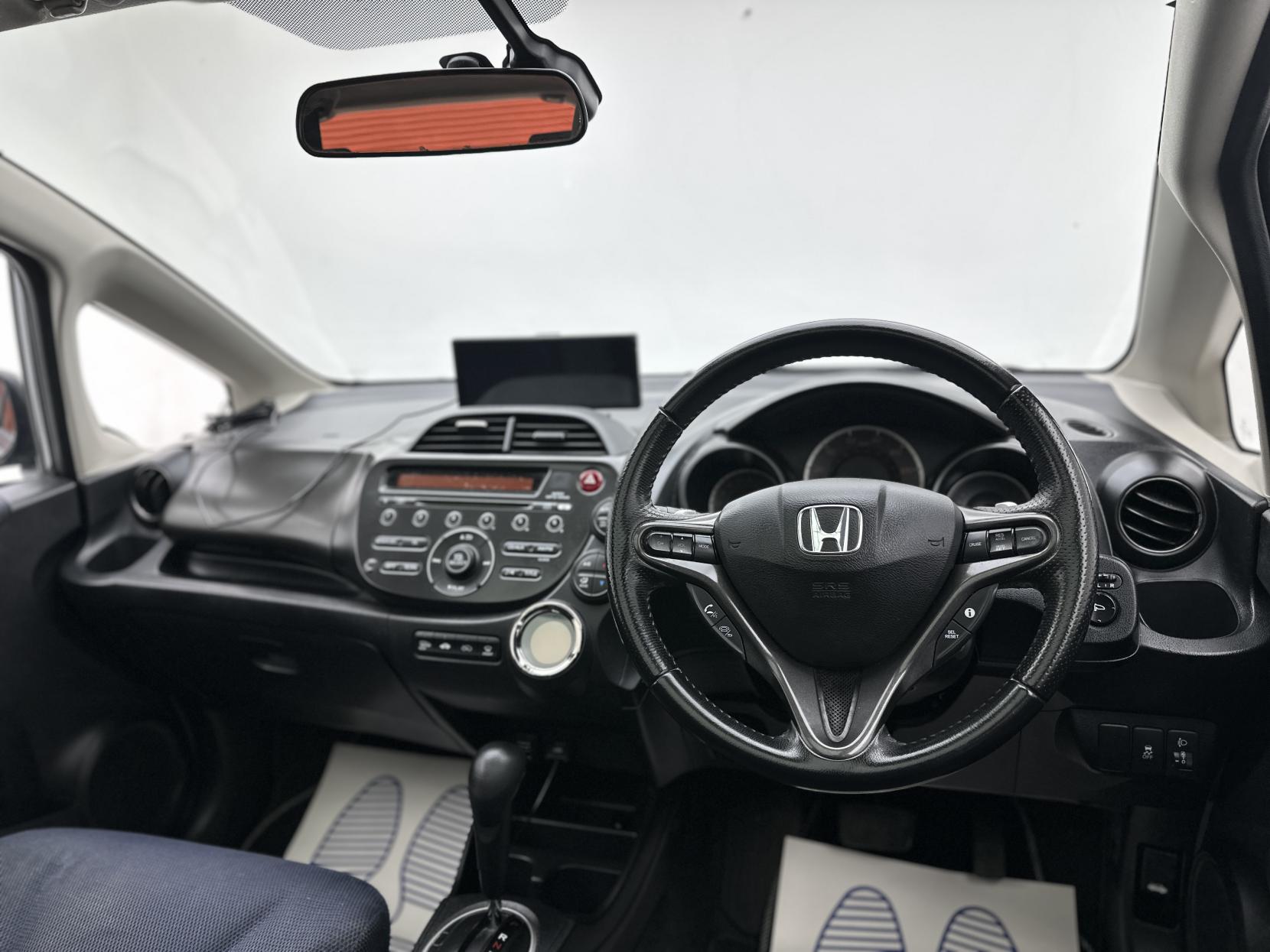 Honda Jazz 1.4 i-VTEC EX Hatchback 5dr Petrol CVT Euro 5 (99 ps)