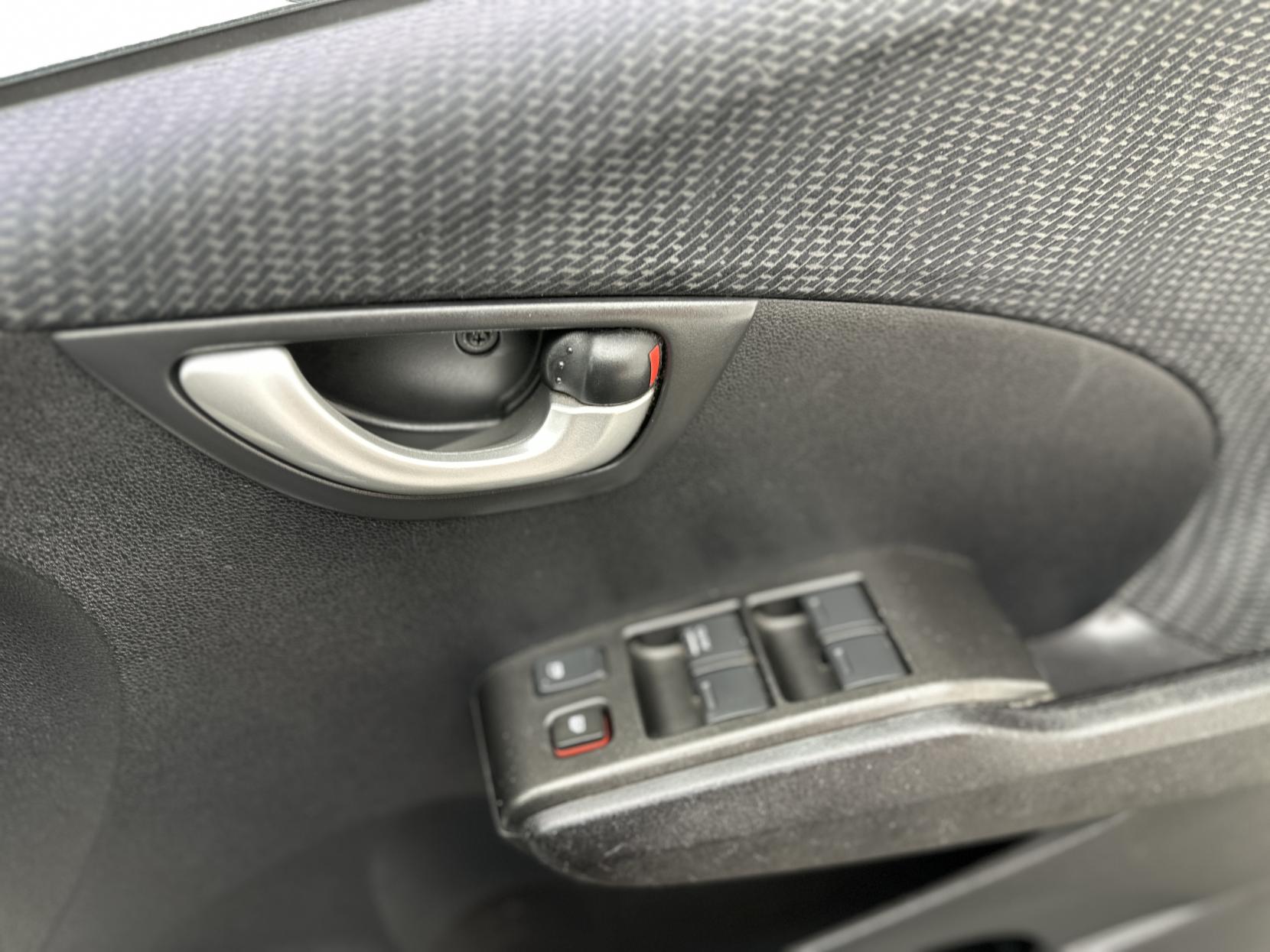 Honda Jazz 1.4 i-VTEC EX Hatchback 5dr Petrol CVT Euro 5 (99 ps)