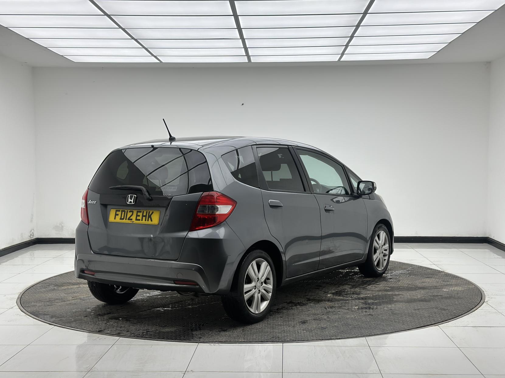 Honda Jazz 1.4 i-VTEC EX Hatchback 5dr Petrol CVT Euro 5 (99 ps)