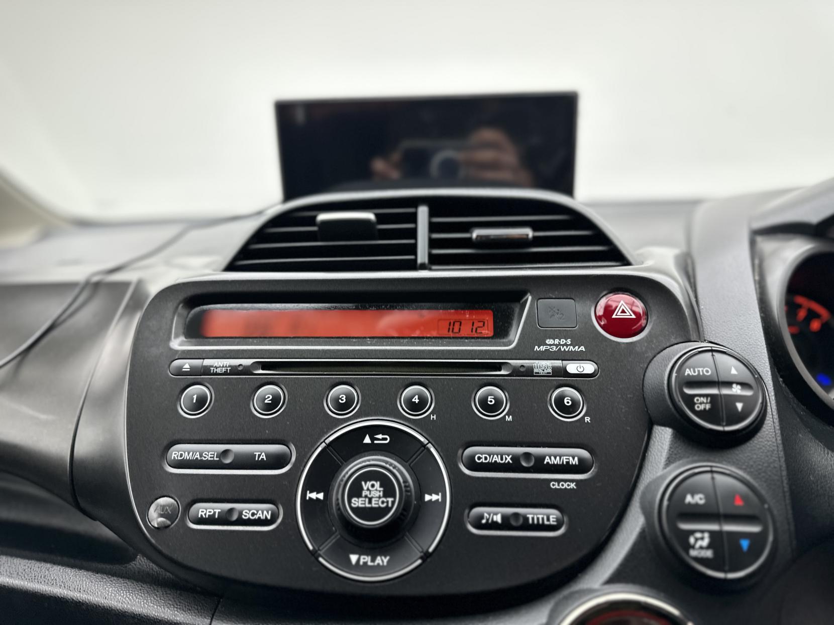 Honda Jazz 1.4 i-VTEC EX Hatchback 5dr Petrol CVT Euro 5 (99 ps)