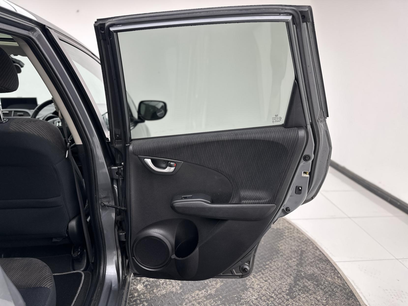 Honda Jazz 1.4 i-VTEC EX Hatchback 5dr Petrol CVT Euro 5 (99 ps)