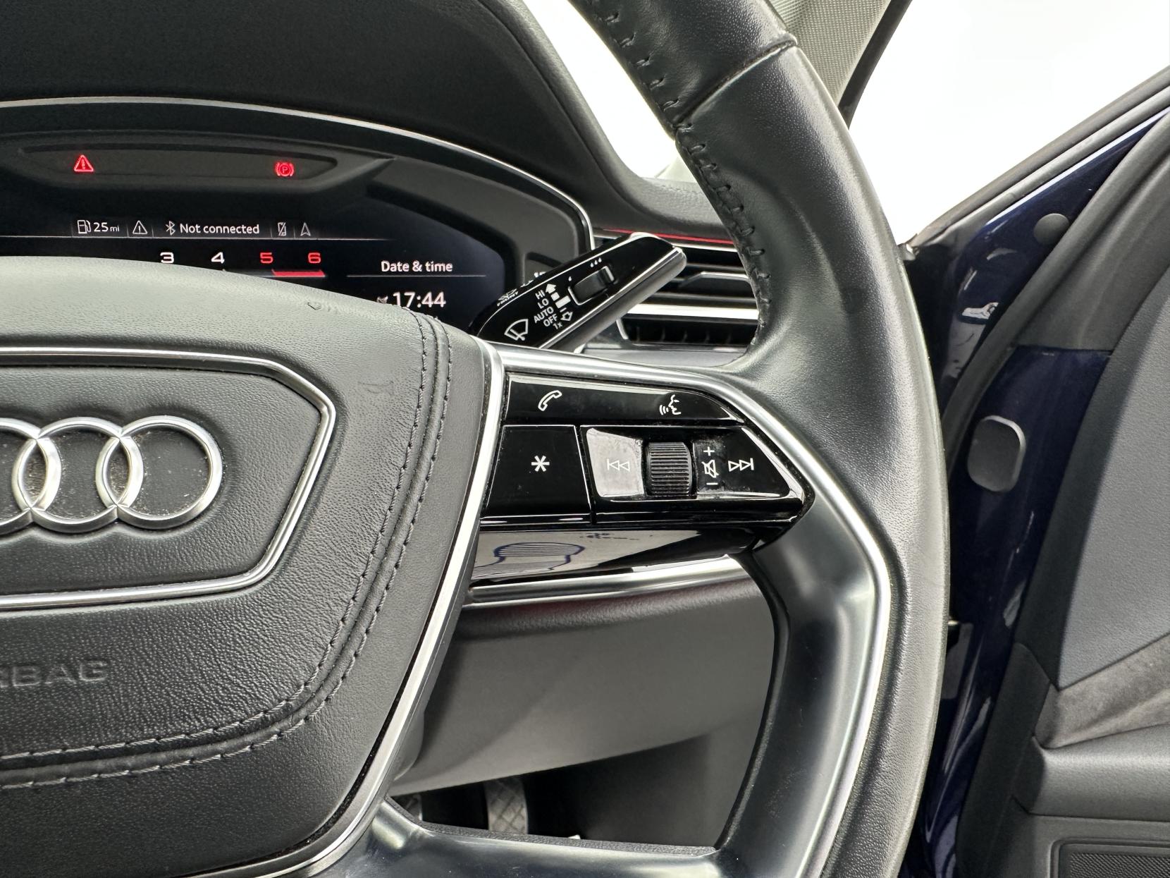 Audi A8 3.0 TDI V6 50 Saloon 4dr Diesel Tiptronic quattro Euro 6 (s/s) (286 ps)