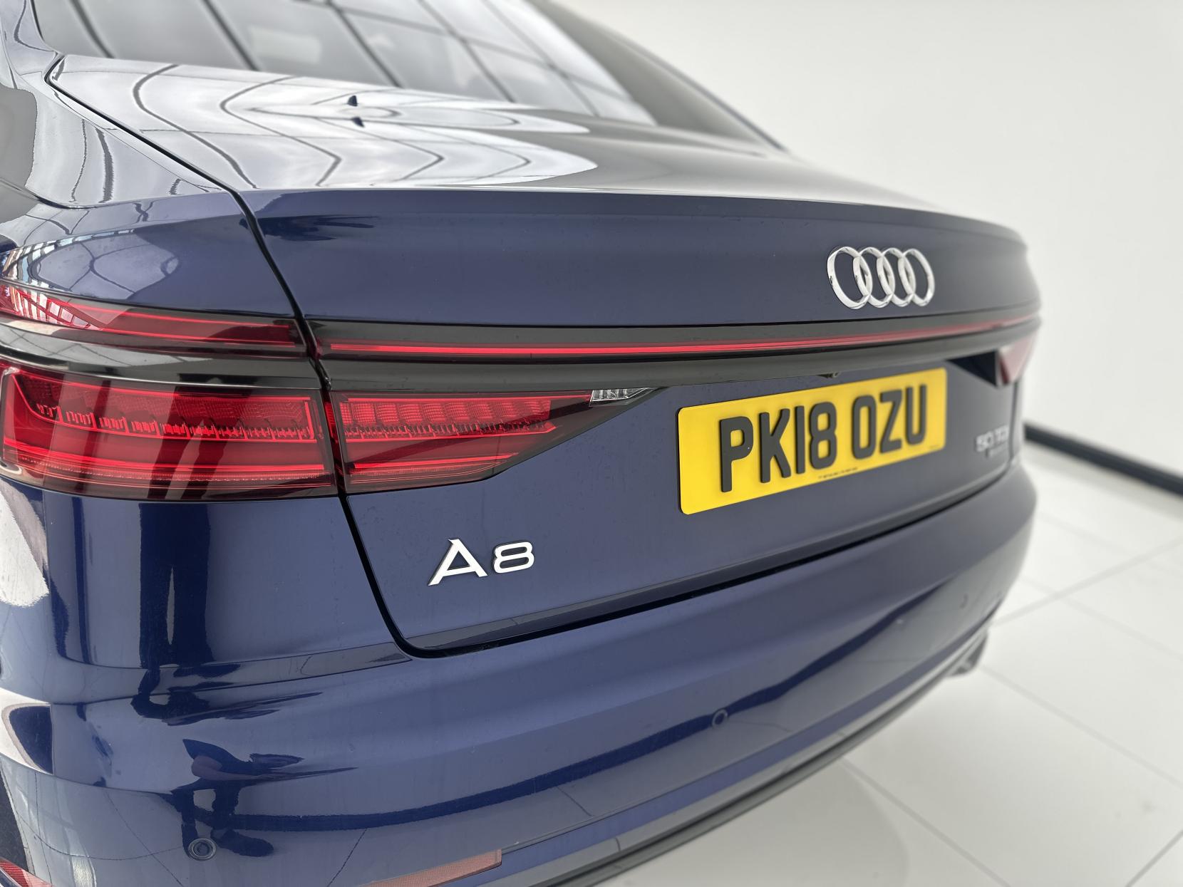 Audi A8 3.0 TDI V6 50 Saloon 4dr Diesel Tiptronic quattro Euro 6 (s/s) (286 ps)