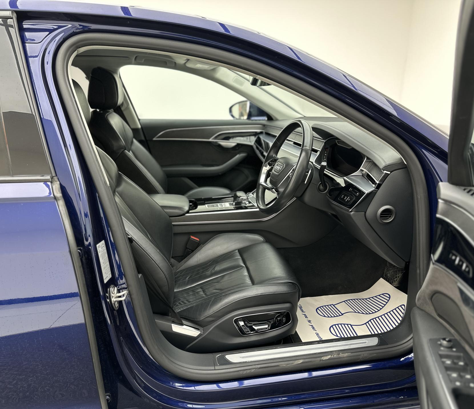 Audi A8 3.0 TDI V6 50 Saloon 4dr Diesel Tiptronic quattro Euro 6 (s/s) (286 ps)