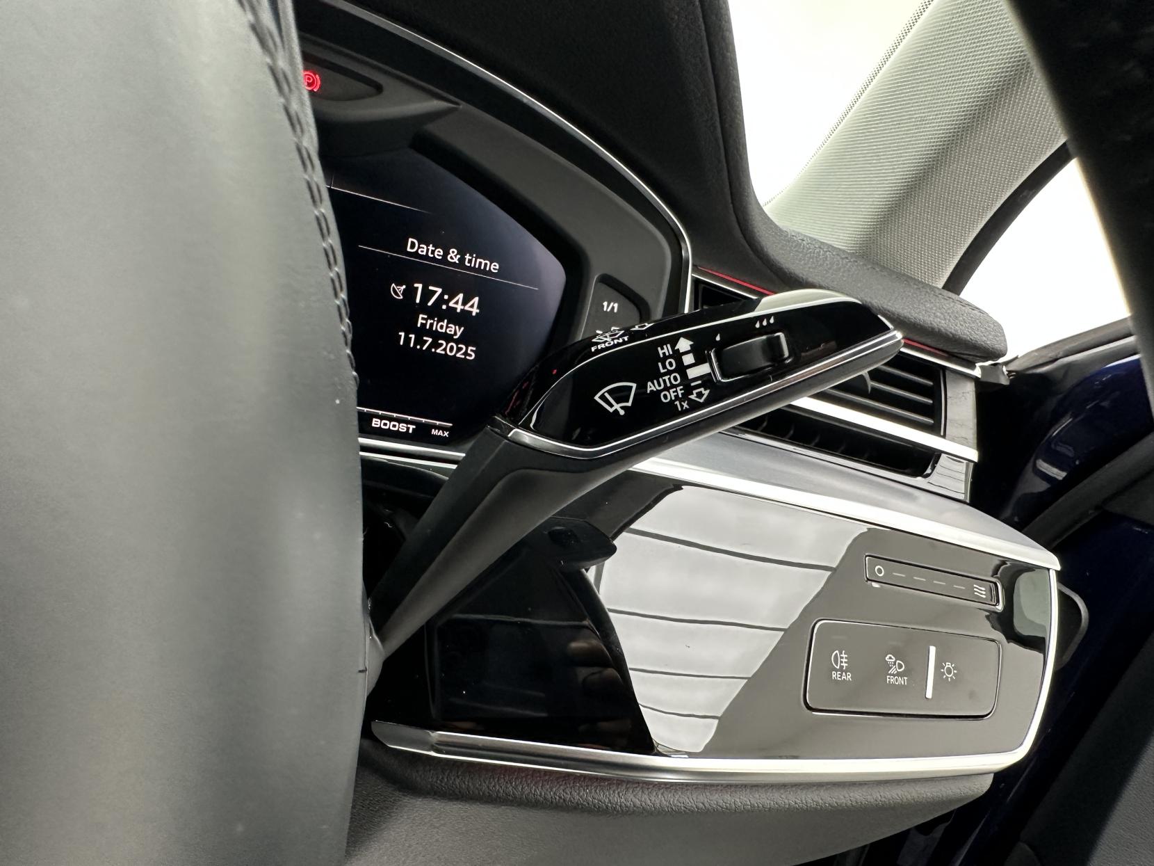 Audi A8 3.0 TDI V6 50 Saloon 4dr Diesel Tiptronic quattro Euro 6 (s/s) (286 ps)